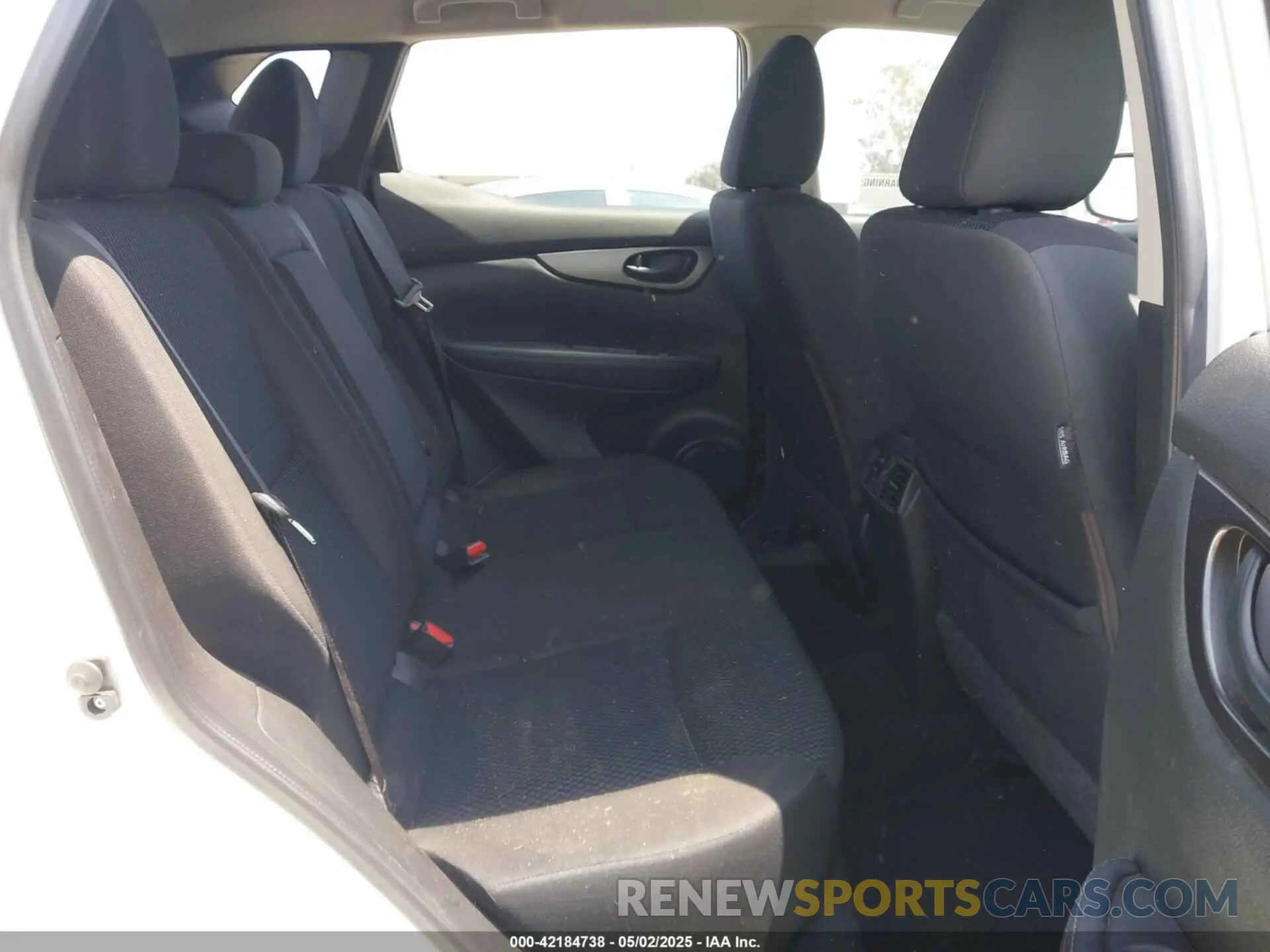 8 Photograph of a damaged car JN1BJ1CP8KW222406 NISSAN ROGUE SPORT 2019