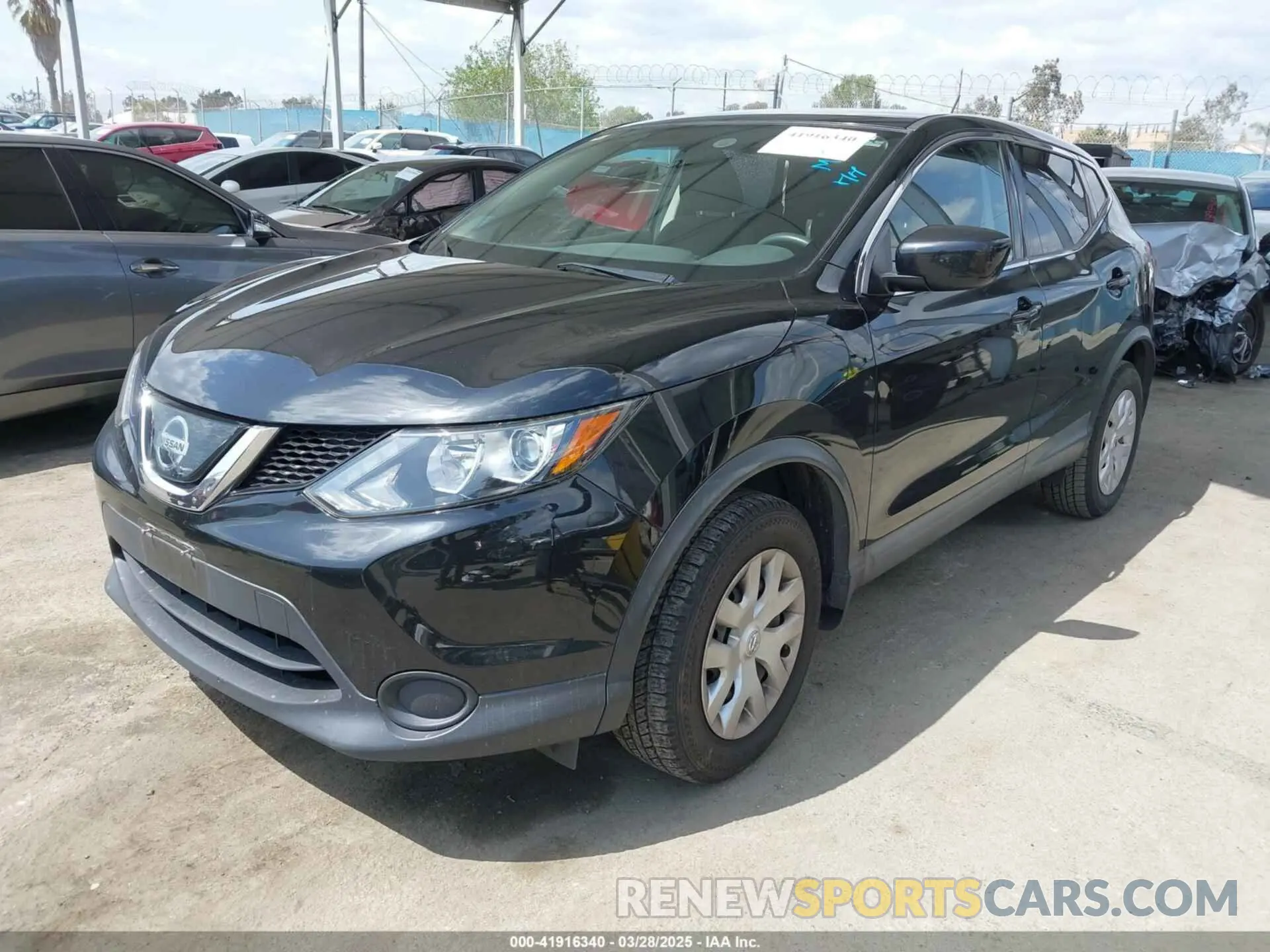 2 Photograph of a damaged car JN1BJ1CP8KW227072 NISSAN ROGUE SPORT 2019