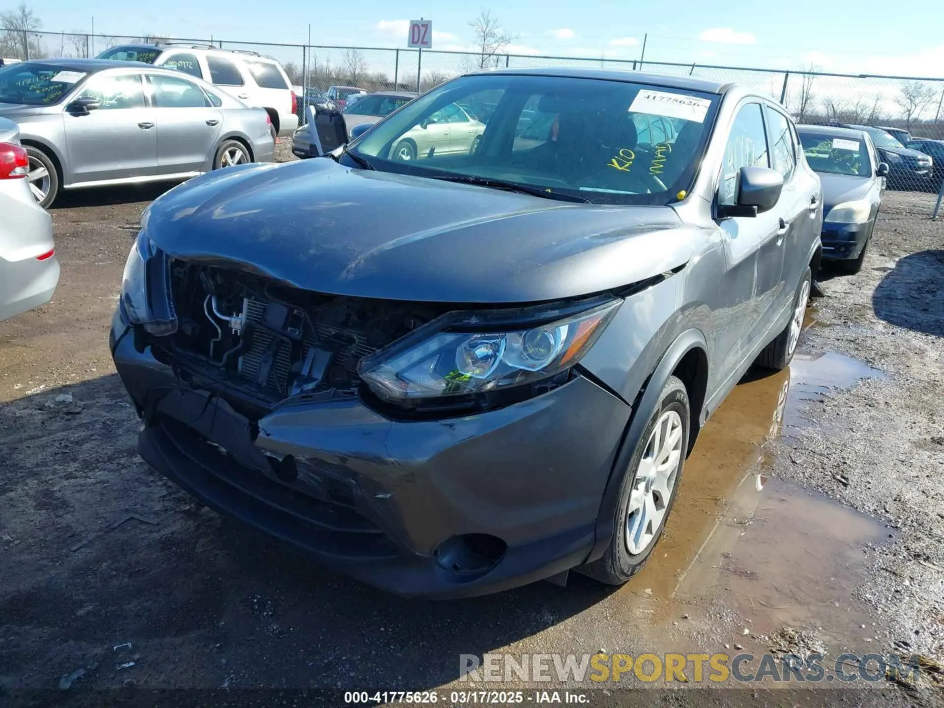 2 Photograph of a damaged car JN1BJ1CP8KW231932 NISSAN ROGUE SPORT 2019