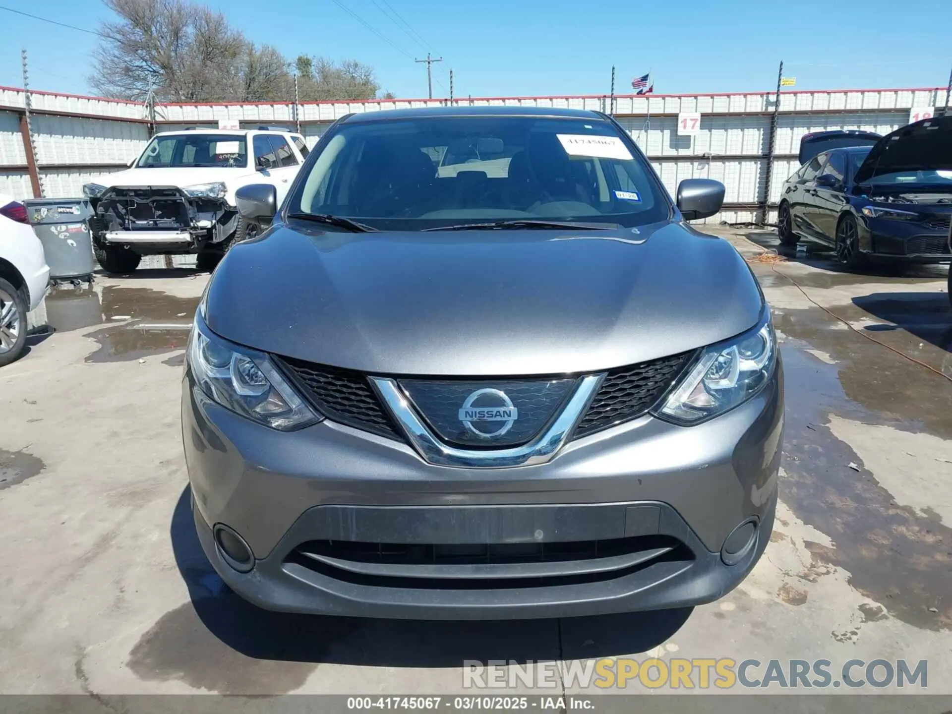 13 Photograph of a damaged car JN1BJ1CP8KW236905 NISSAN ROGUE SPORT 2019