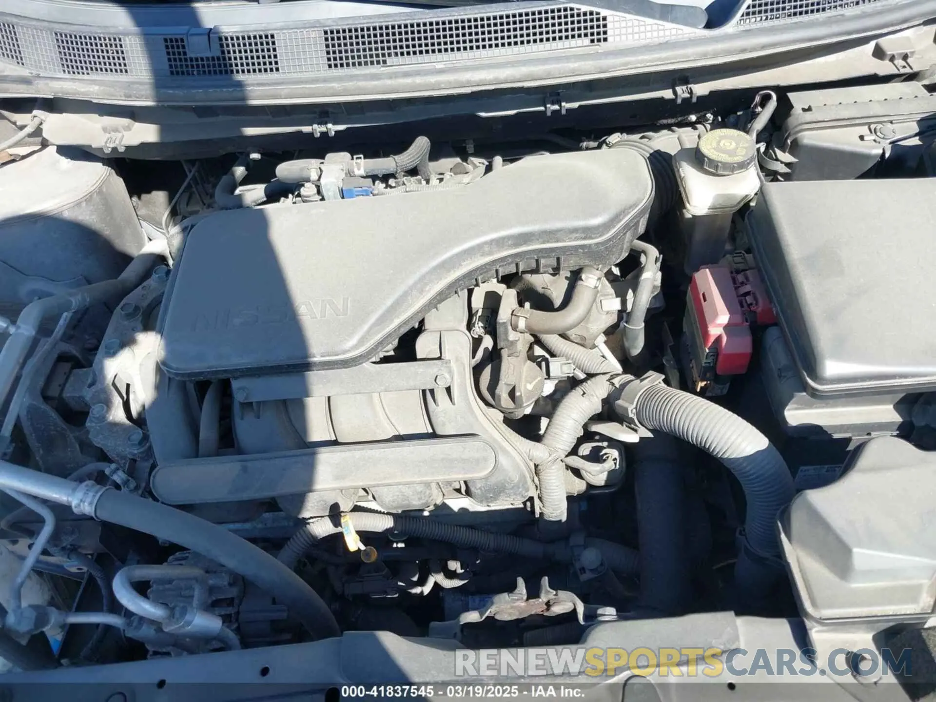 10 Photograph of a damaged car JN1BJ1CP8KW521247 NISSAN ROGUE SPORT 2019