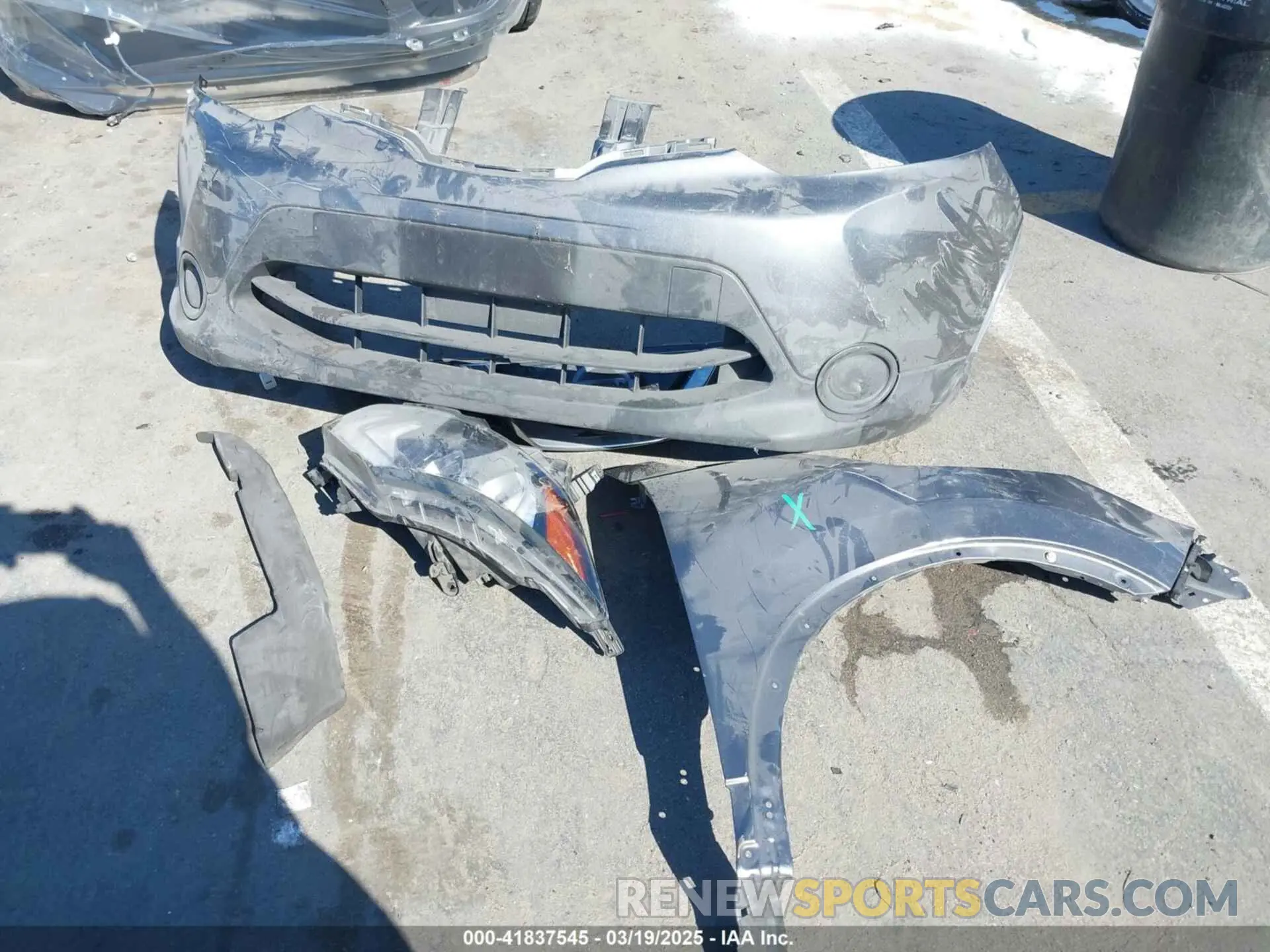 12 Photograph of a damaged car JN1BJ1CP8KW521247 NISSAN ROGUE SPORT 2019