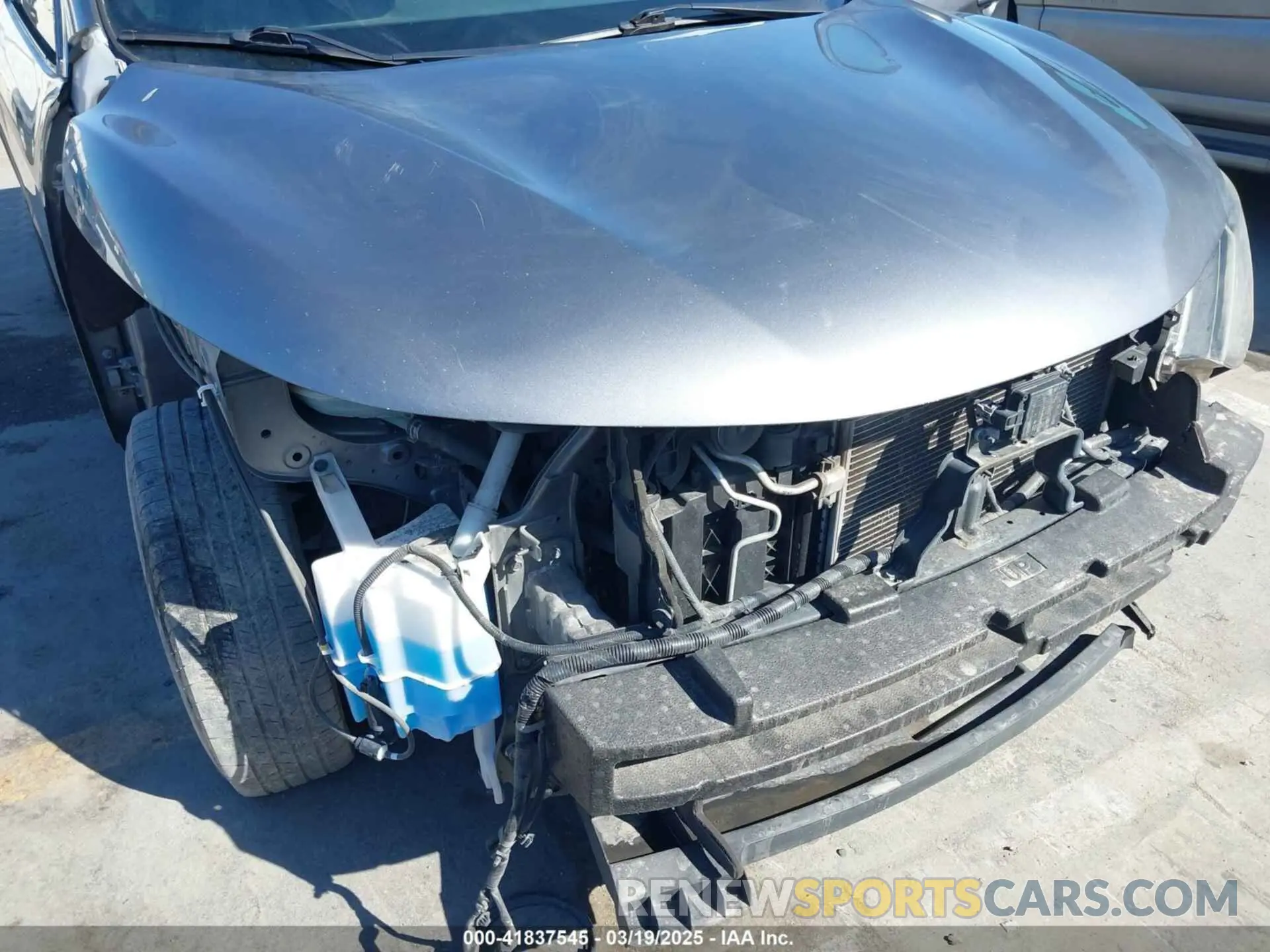 6 Photograph of a damaged car JN1BJ1CP8KW521247 NISSAN ROGUE SPORT 2019