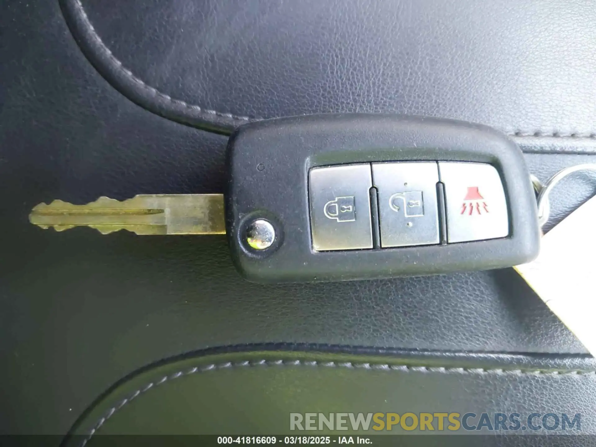 11 Photograph of a damaged car JN1BJ1CP8KW528909 NISSAN ROGUE SPORT 2019