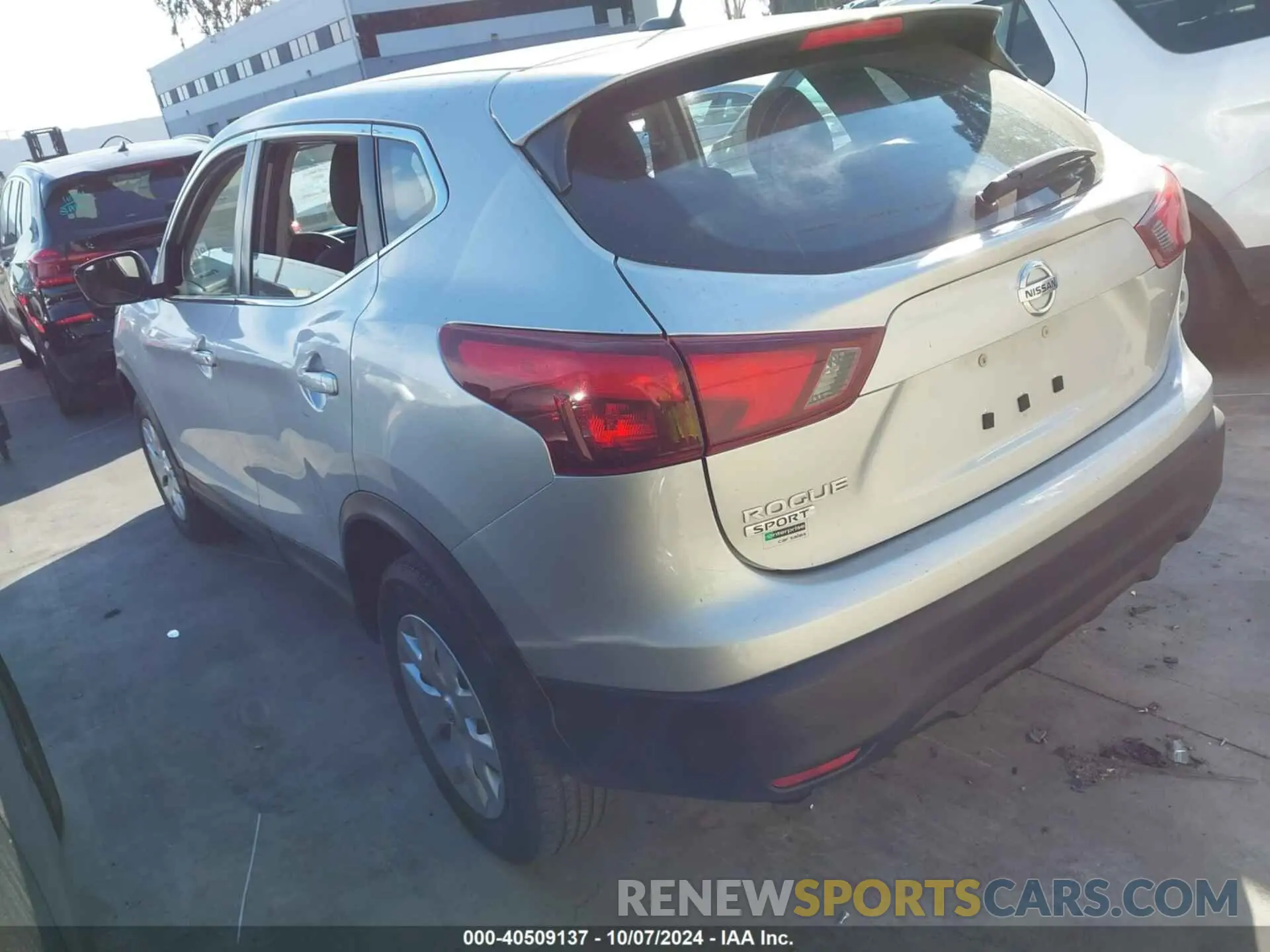 3 Photograph of a damaged car JN1BJ1CP9KW216226 NISSAN ROGUE SPORT 2019