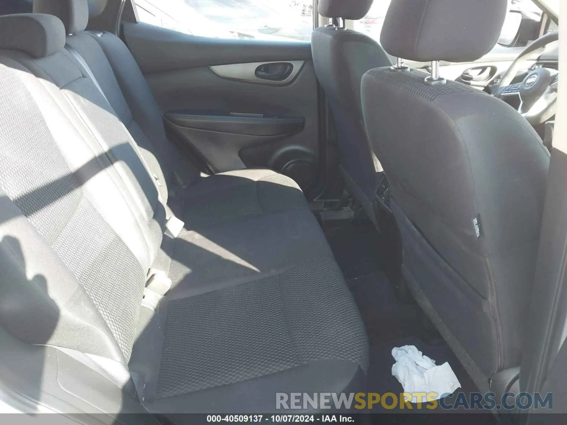8 Photograph of a damaged car JN1BJ1CP9KW216226 NISSAN ROGUE SPORT 2019