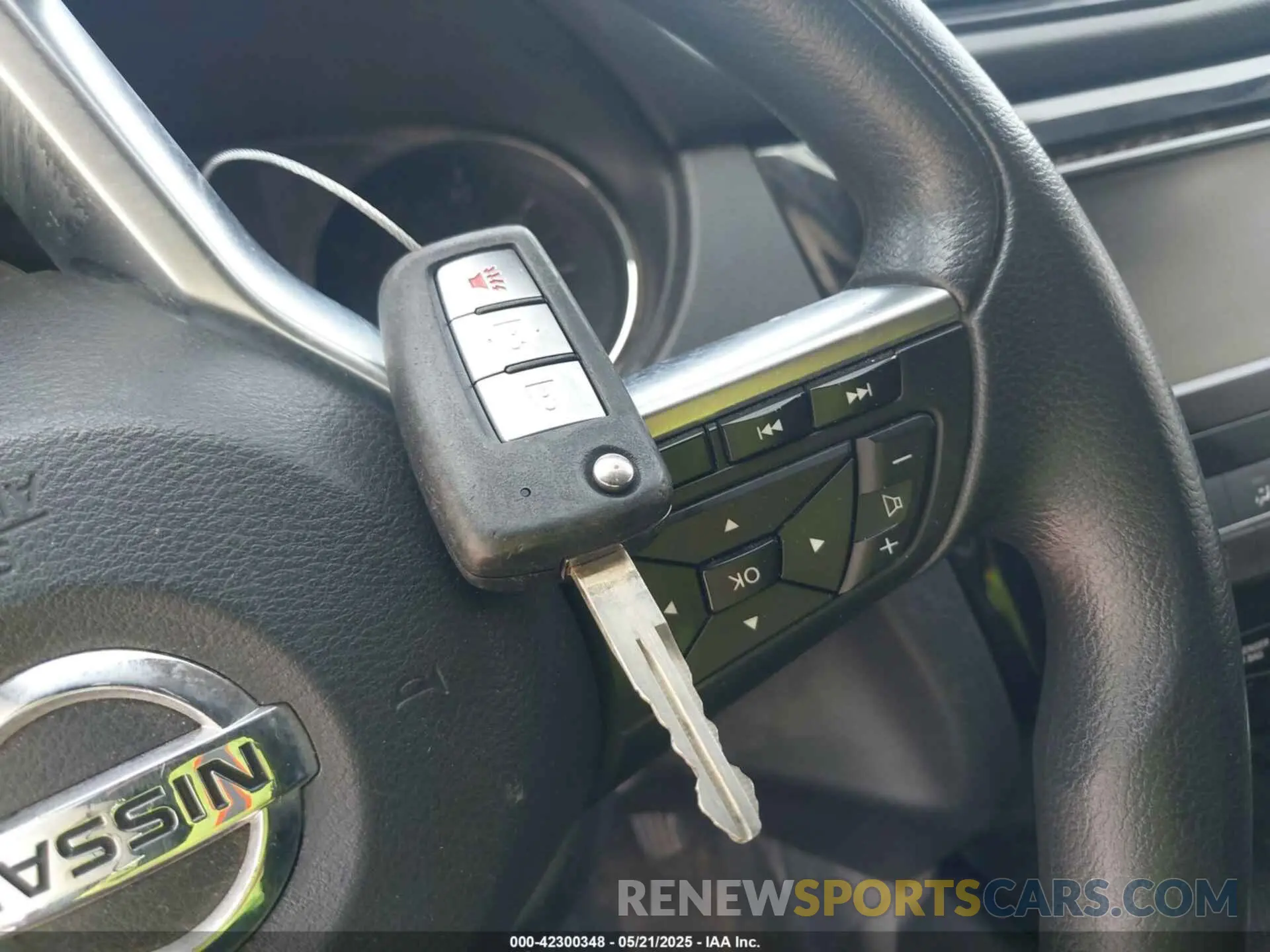 11 Photograph of a damaged car JN1BJ1CP9KW227128 NISSAN ROGUE SPORT 2019