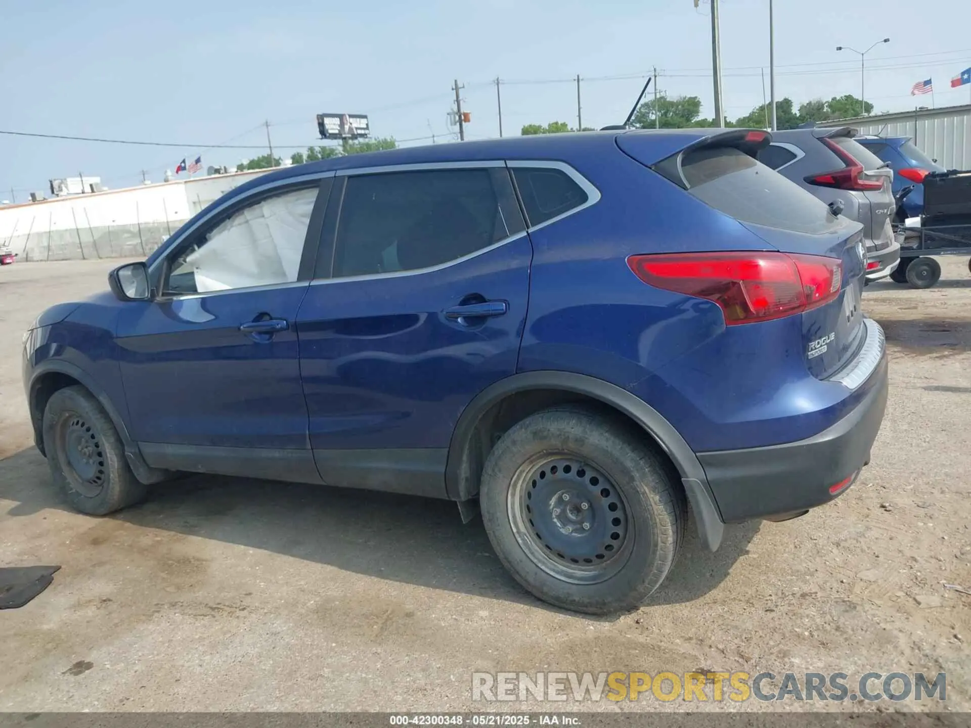 14 Photograph of a damaged car JN1BJ1CP9KW227128 NISSAN ROGUE SPORT 2019