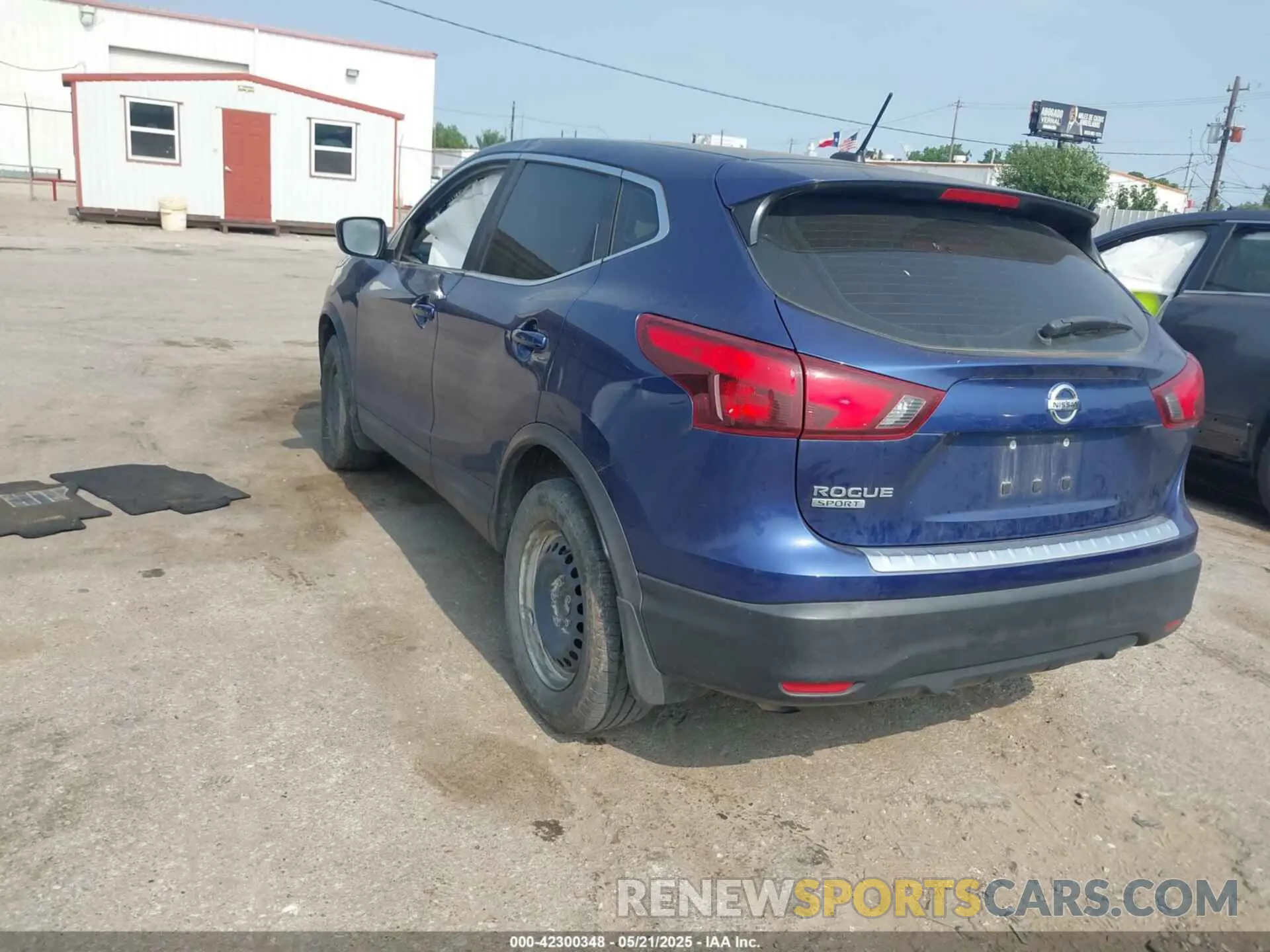 3 Photograph of a damaged car JN1BJ1CP9KW227128 NISSAN ROGUE SPORT 2019