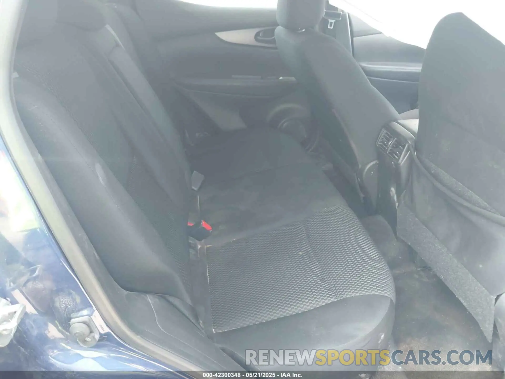 8 Photograph of a damaged car JN1BJ1CP9KW227128 NISSAN ROGUE SPORT 2019