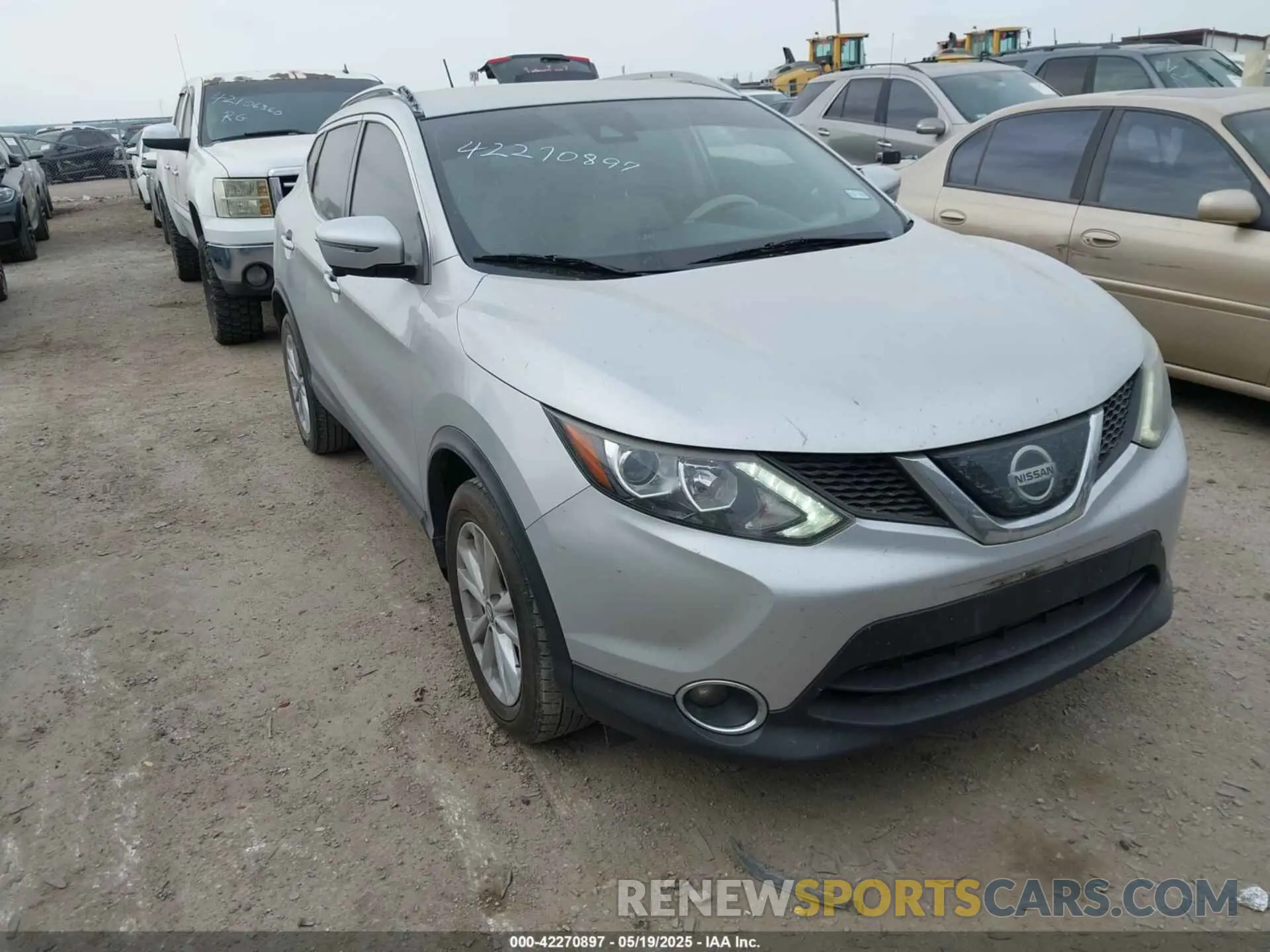 1 Photograph of a damaged car JN1BJ1CP9KW521189 NISSAN ROGUE SPORT 2019