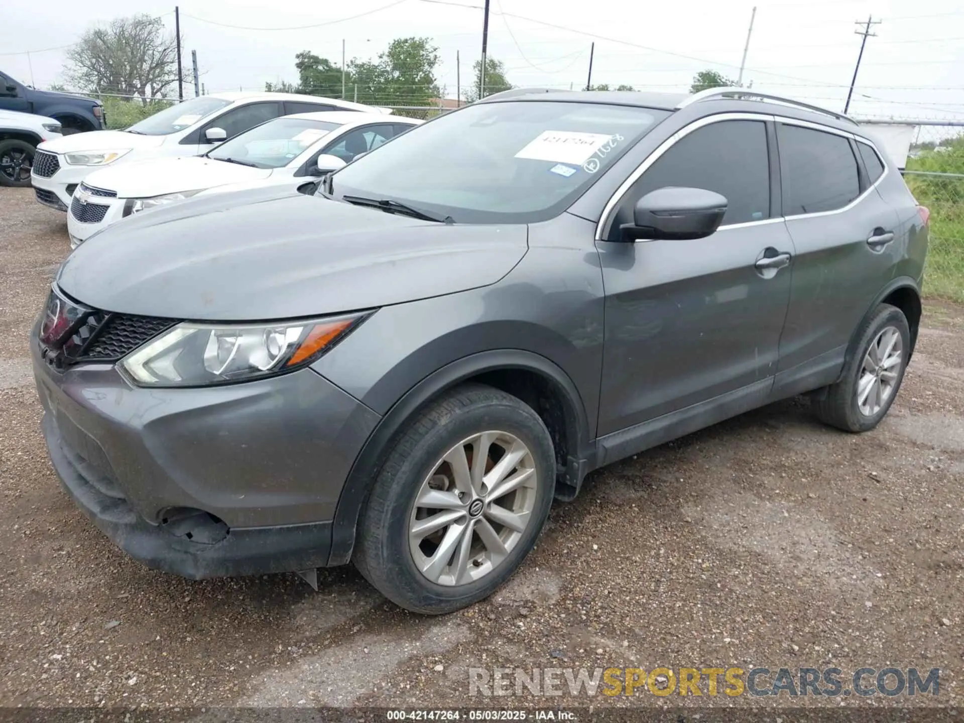 2 Photograph of a damaged car JN1BJ1CP9KW521628 NISSAN ROGUE SPORT 2019