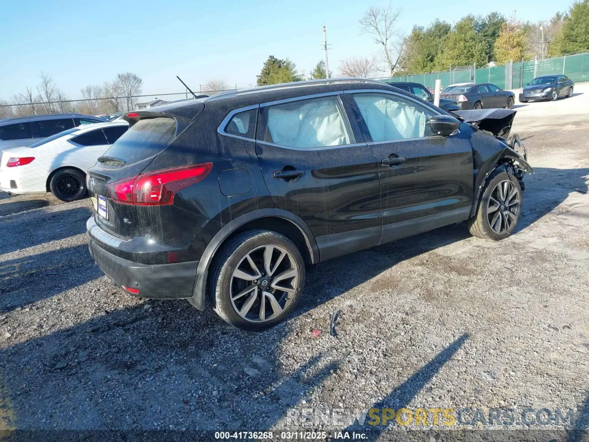 4 Photograph of a damaged car JN1BJ1CP9KW524464 NISSAN ROGUE SPORT 2019