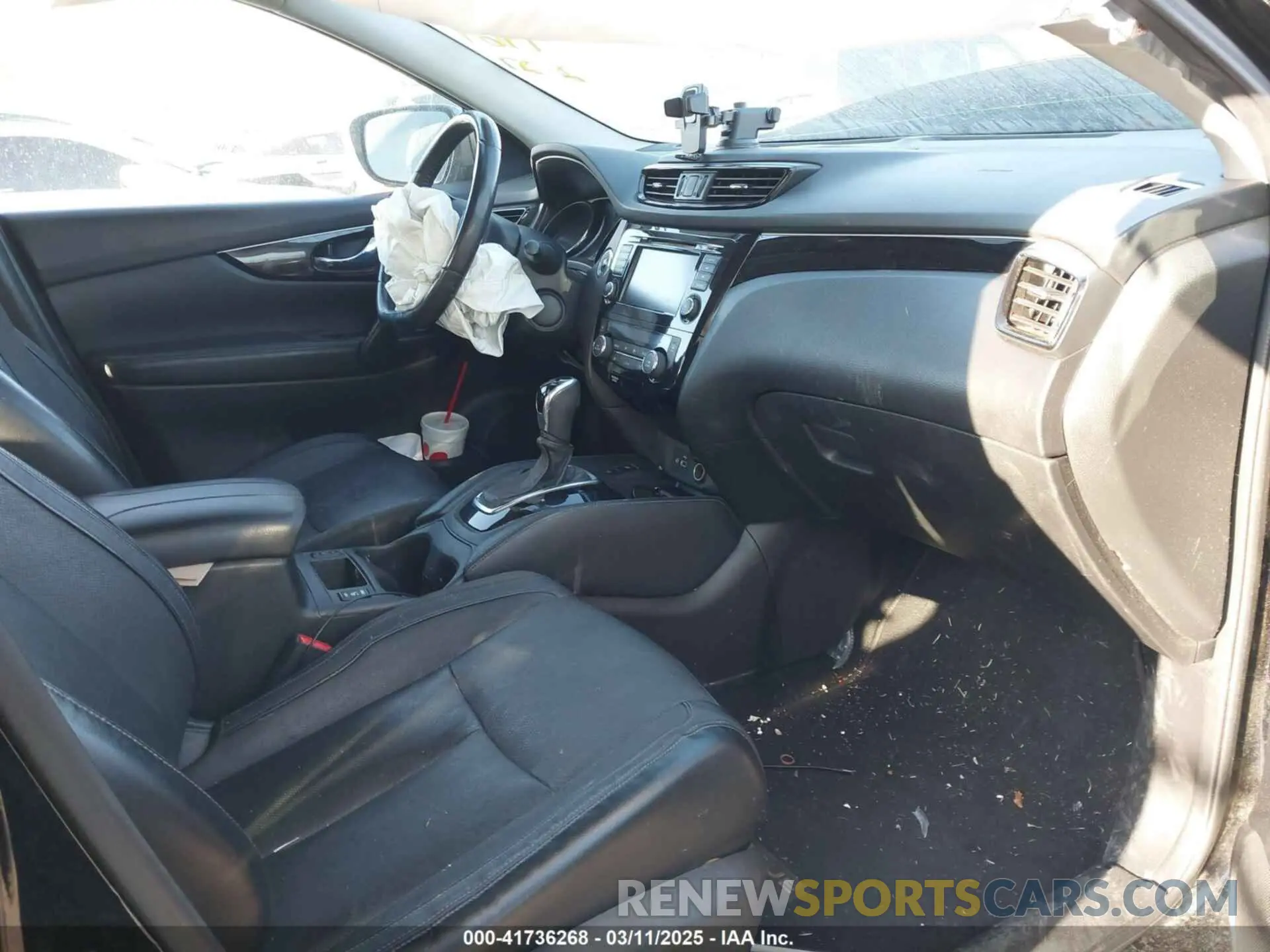 5 Photograph of a damaged car JN1BJ1CP9KW524464 NISSAN ROGUE SPORT 2019