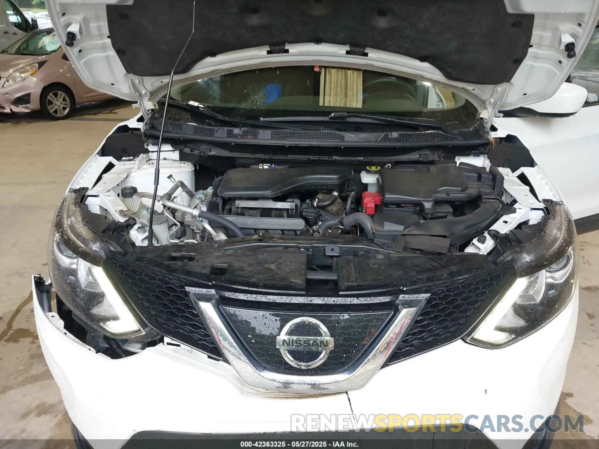 10 Photograph of a damaged car JN1BJ1CPXKW220009 NISSAN ROGUE SPORT 2019