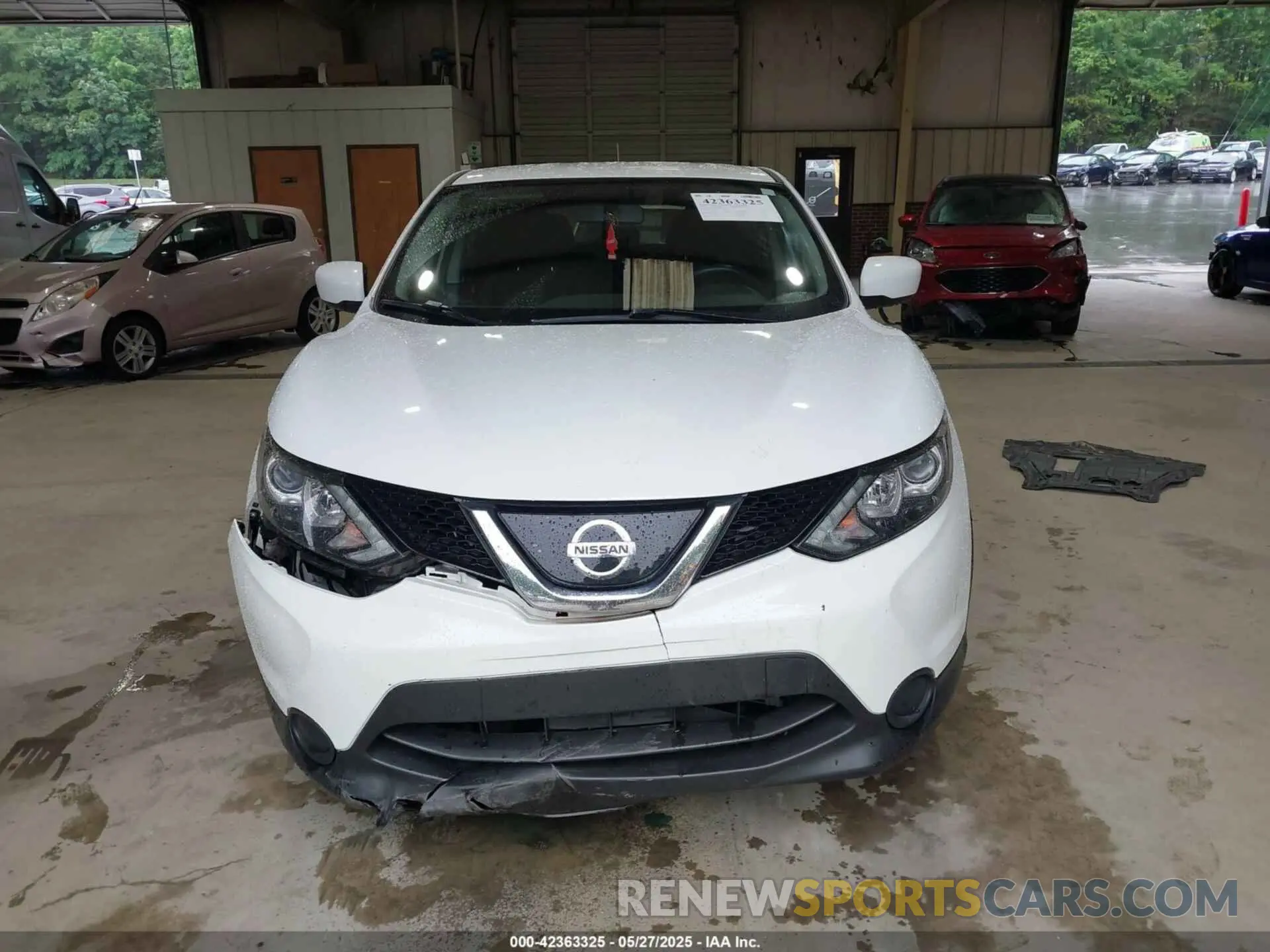 13 Photograph of a damaged car JN1BJ1CPXKW220009 NISSAN ROGUE SPORT 2019