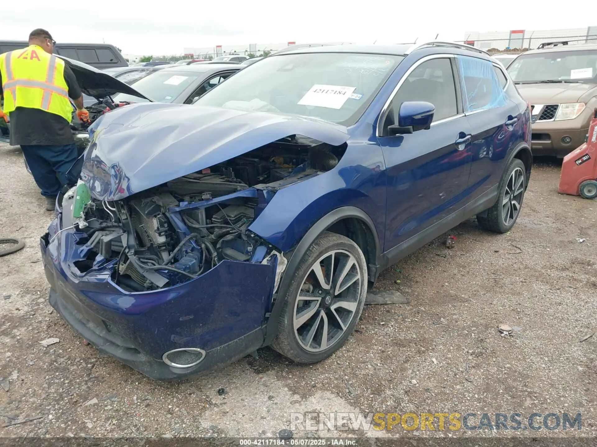 2 Photograph of a damaged car JN1BJ1CPXKW226991 NISSAN ROGUE SPORT 2019