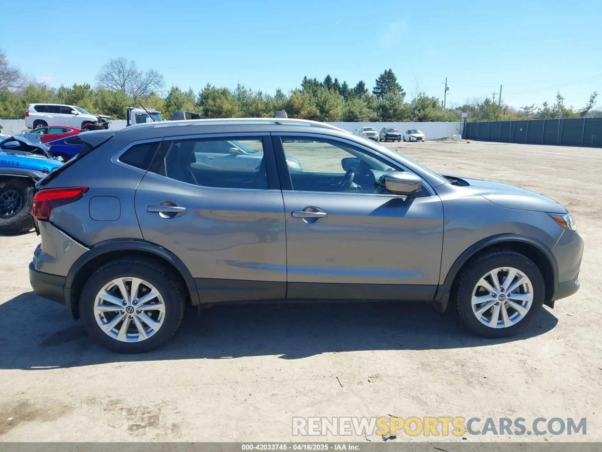 14 Photograph of a damaged car JN1BJ1CPXKW234881 NISSAN ROGUE SPORT 2019