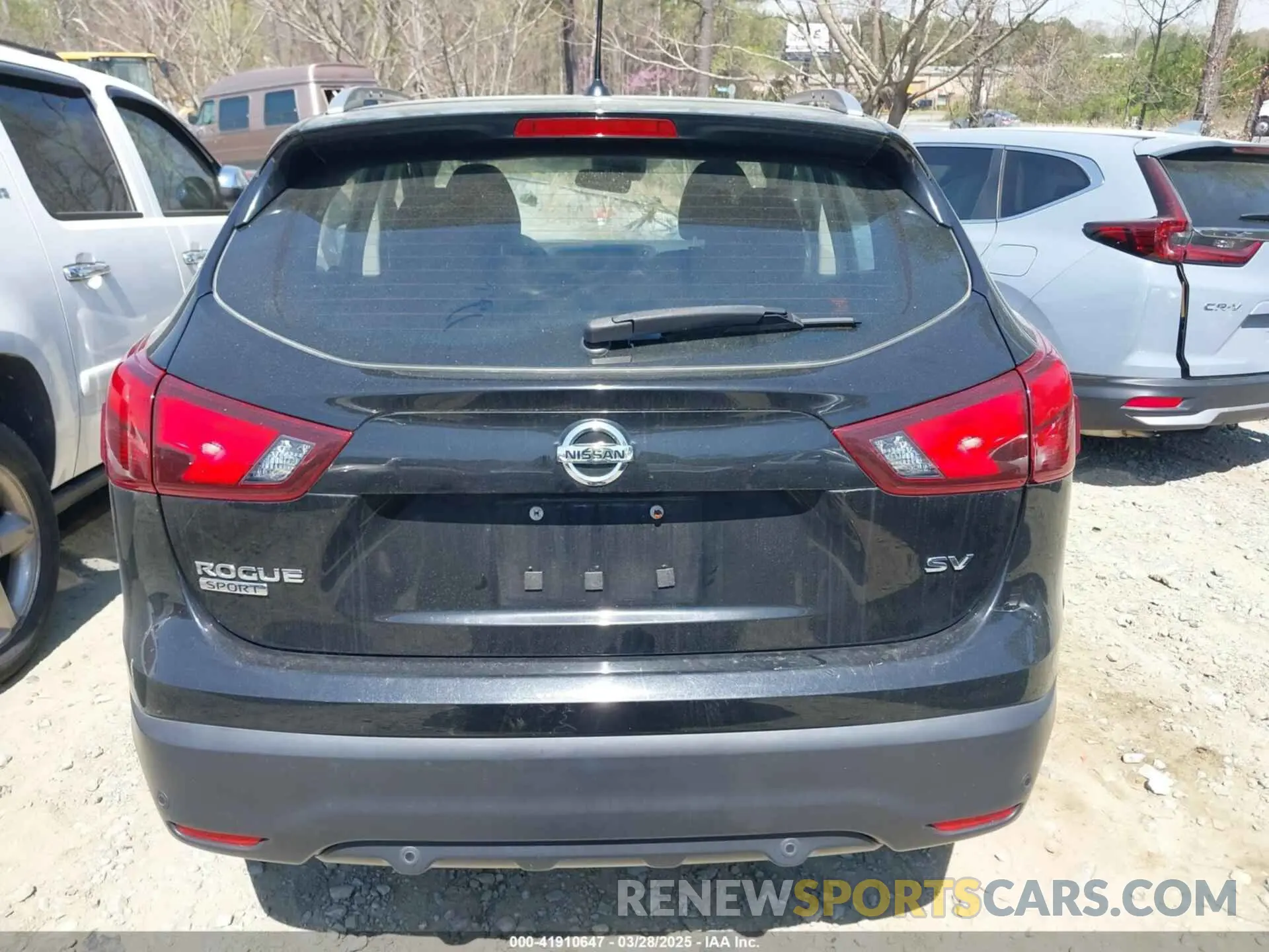 16 Photograph of a damaged car JN1BJ1CPXKW239644 NISSAN ROGUE SPORT 2019