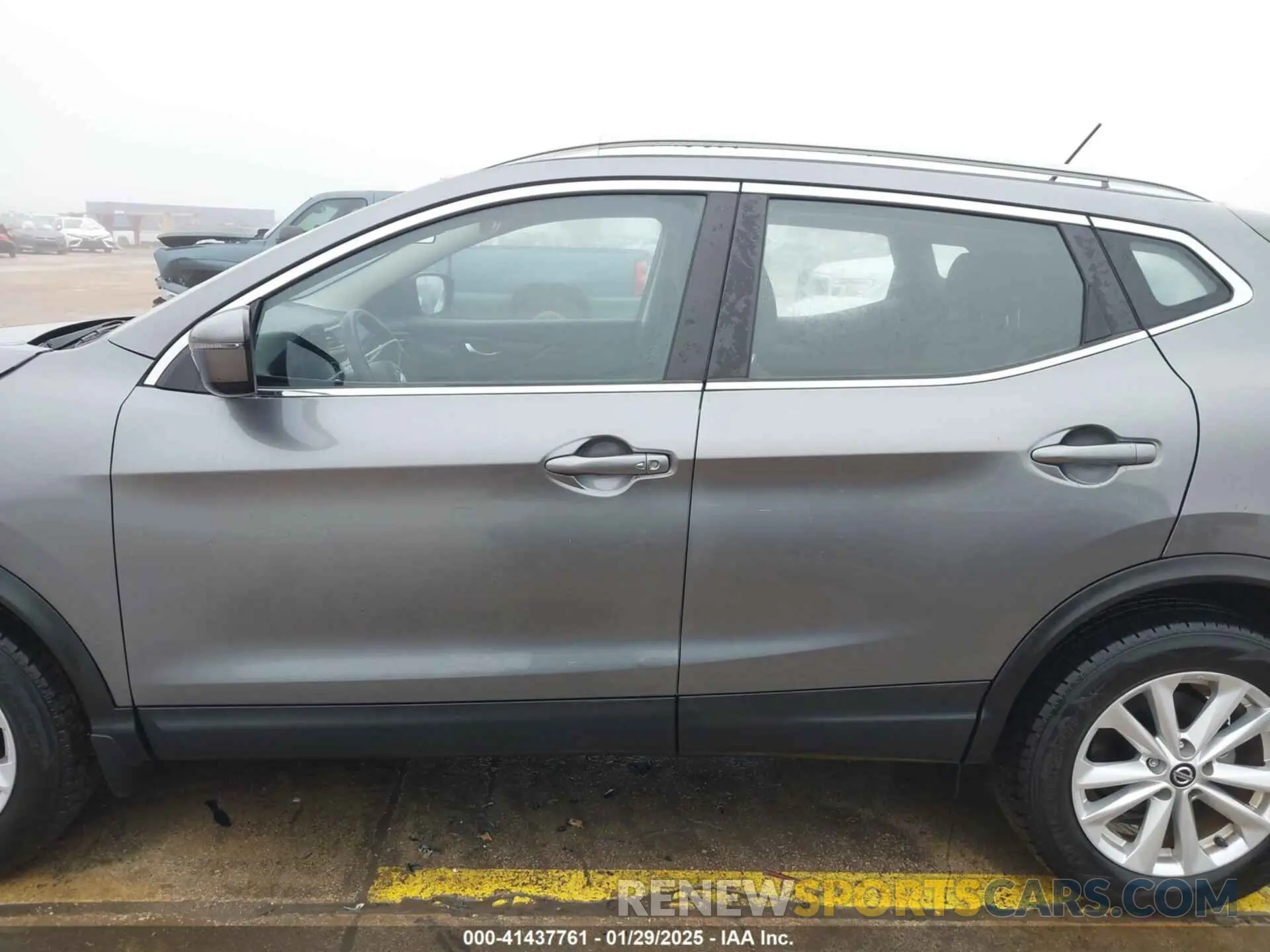 14 Photograph of a damaged car JN1BJ1CPXKW526367 NISSAN ROGUE SPORT 2019