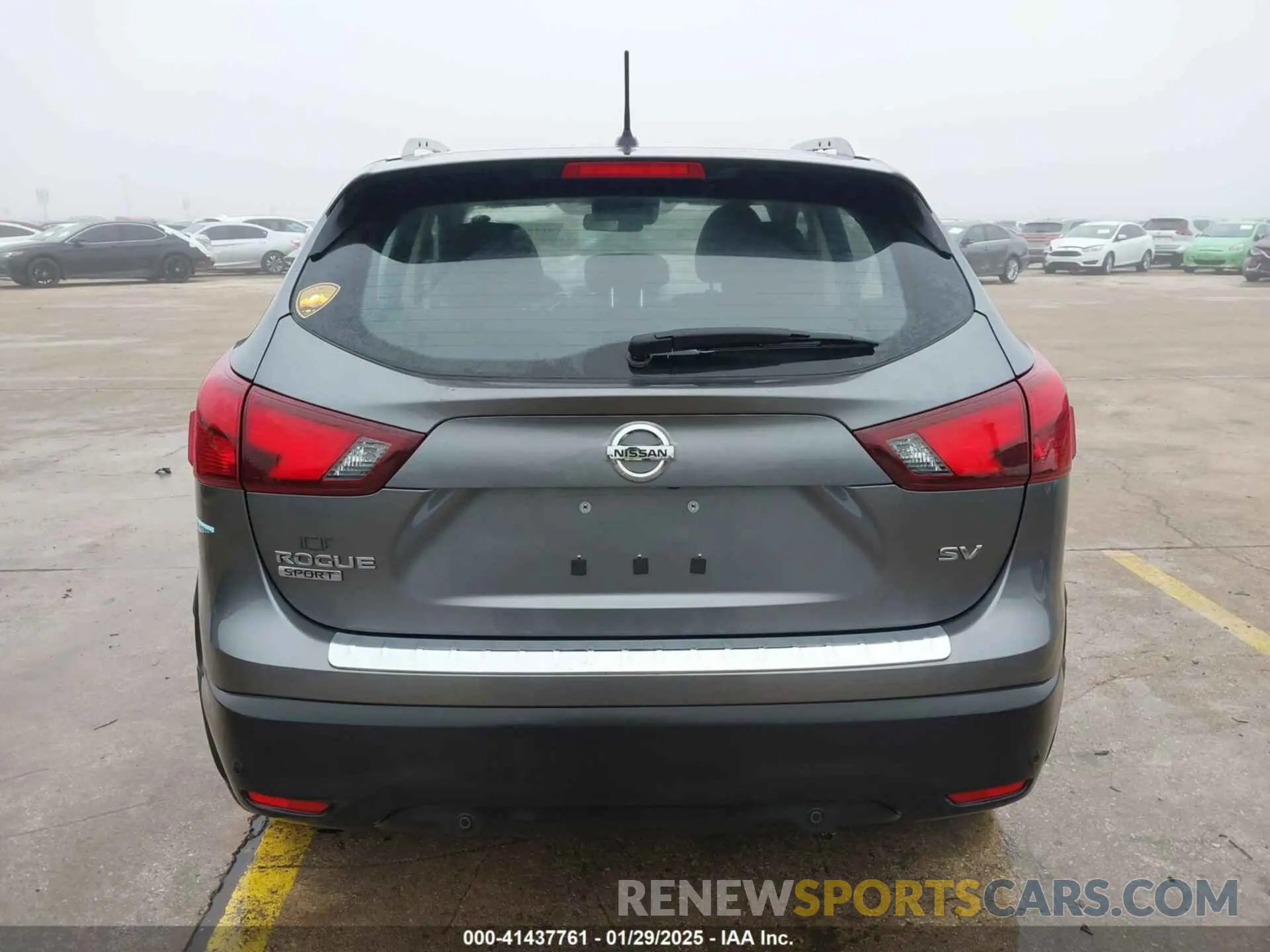 16 Photograph of a damaged car JN1BJ1CPXKW526367 NISSAN ROGUE SPORT 2019