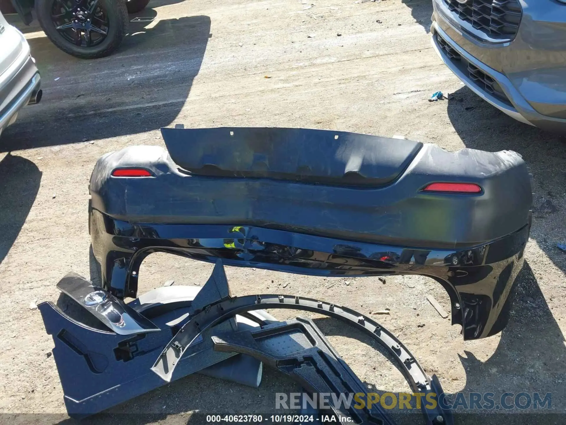 12 Photograph of a damaged car JN1BJ1CPXKW529334 NISSAN ROGUE SPORT 2019