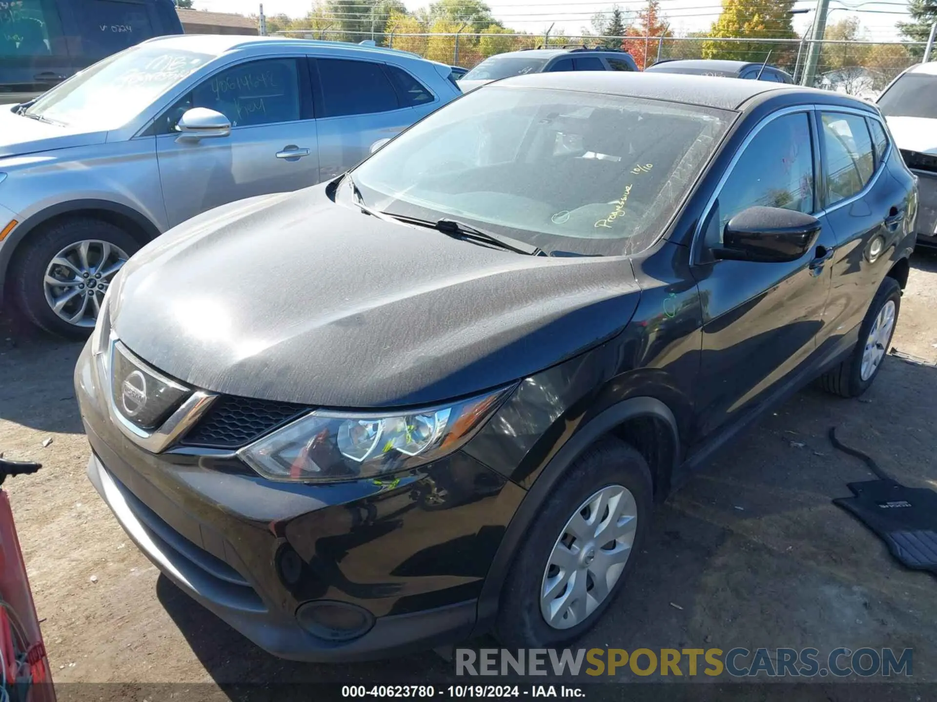 2 Photograph of a damaged car JN1BJ1CPXKW529334 NISSAN ROGUE SPORT 2019