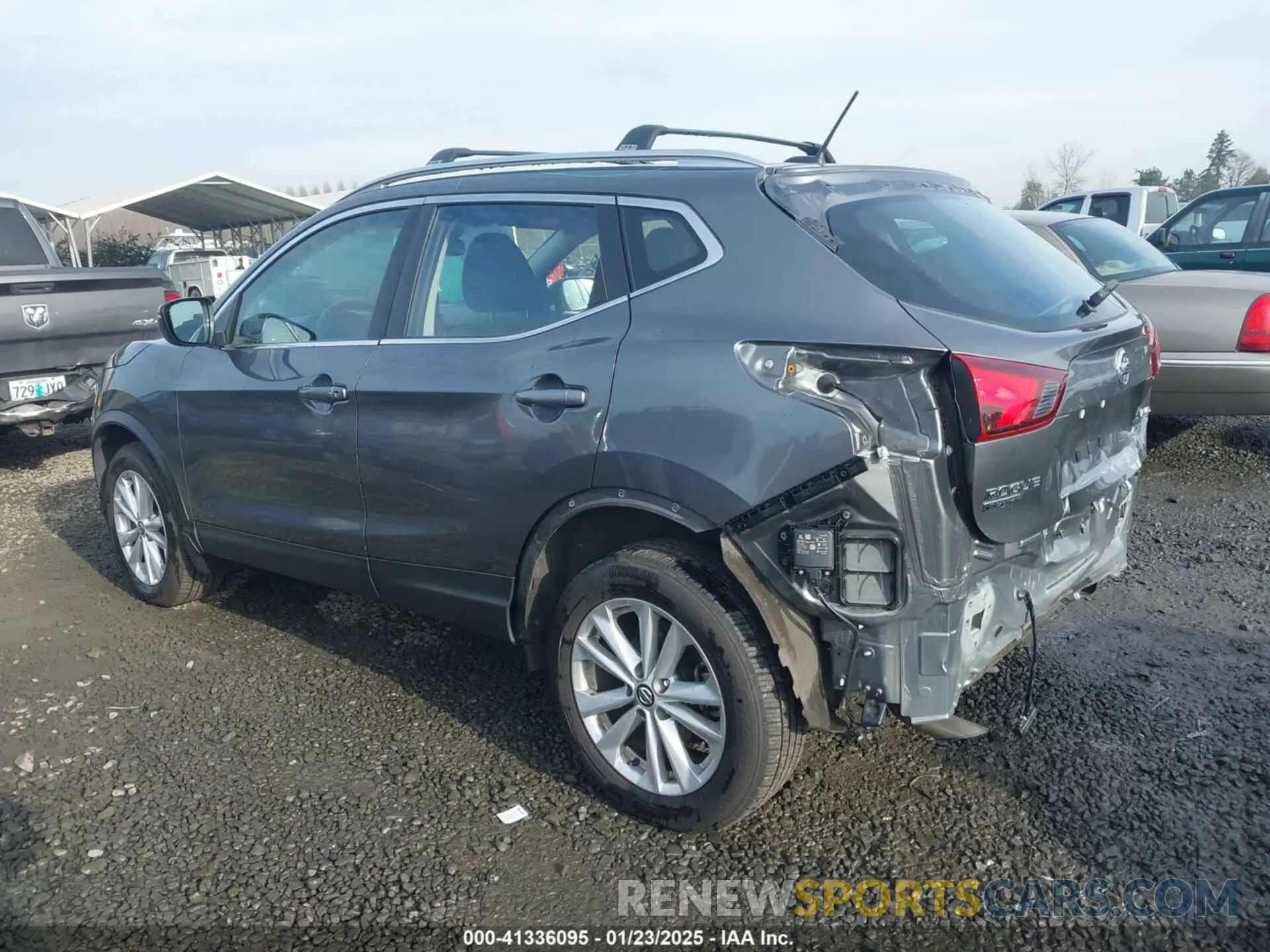 3 Photograph of a damaged car JN1BJ1CR0KW319763 NISSAN ROGUE SPORT 2019