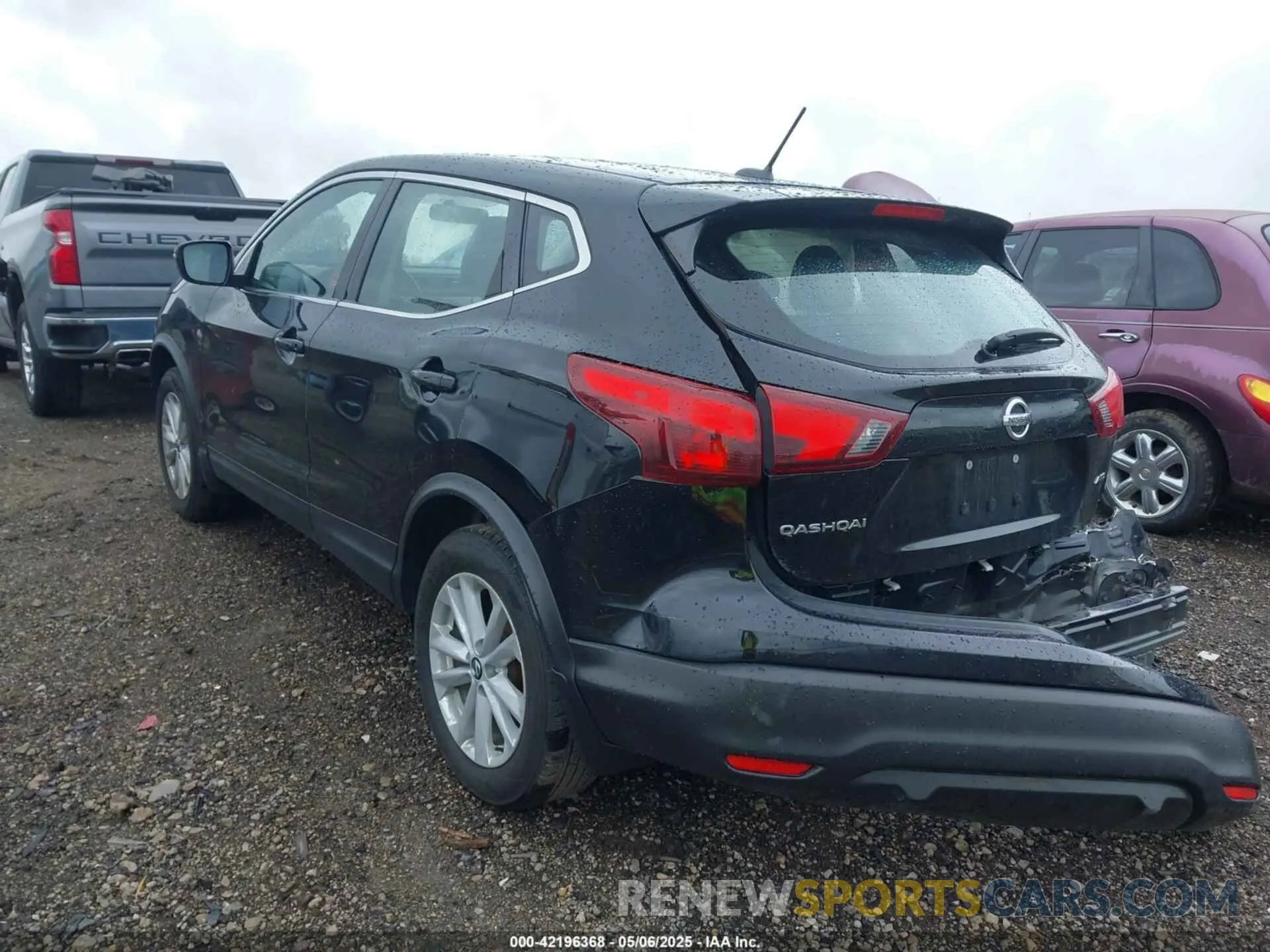 3 Photograph of a damaged car JN1BJ1CR0KW329564 NISSAN ROGUE SPORT 2019