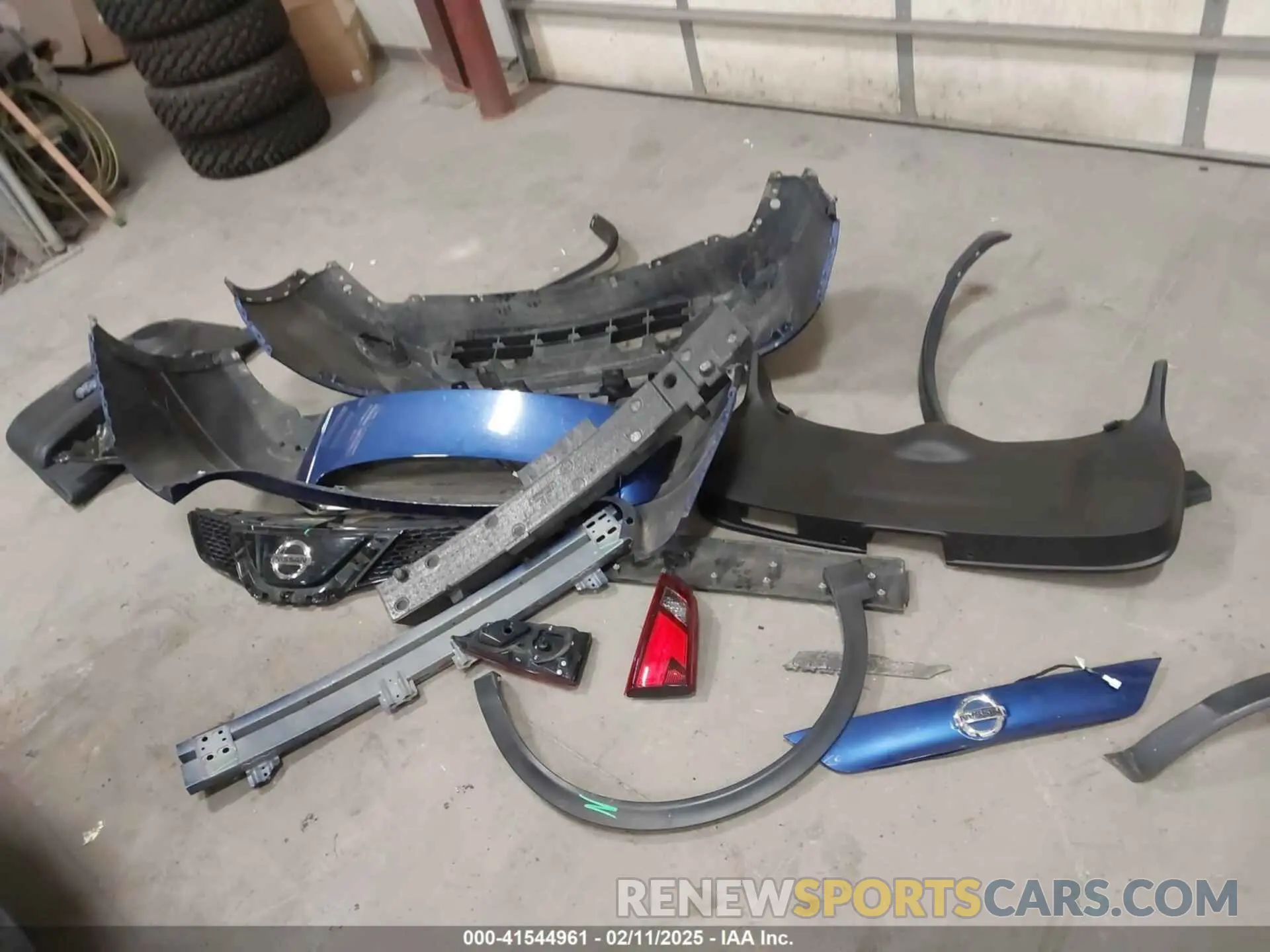12 Photograph of a damaged car JN1BJ1CR0KW331105 NISSAN ROGUE SPORT 2019