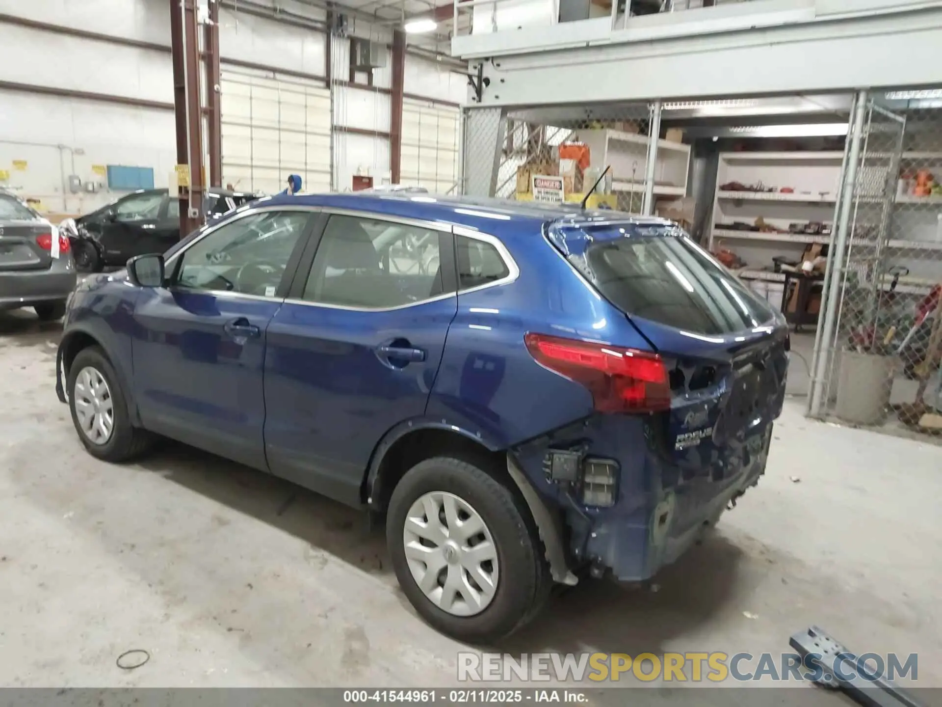 3 Photograph of a damaged car JN1BJ1CR0KW331105 NISSAN ROGUE SPORT 2019