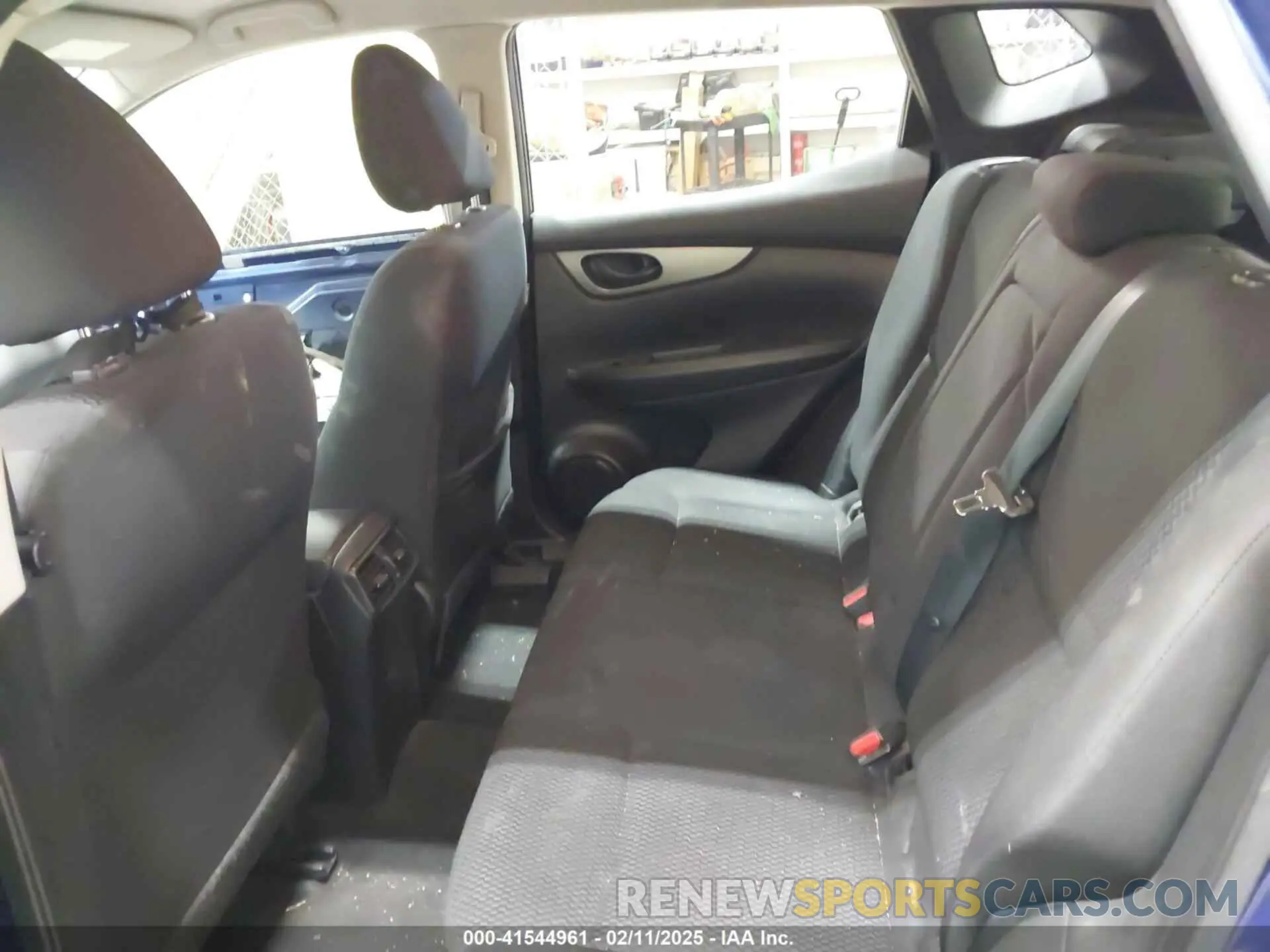 8 Photograph of a damaged car JN1BJ1CR0KW331105 NISSAN ROGUE SPORT 2019