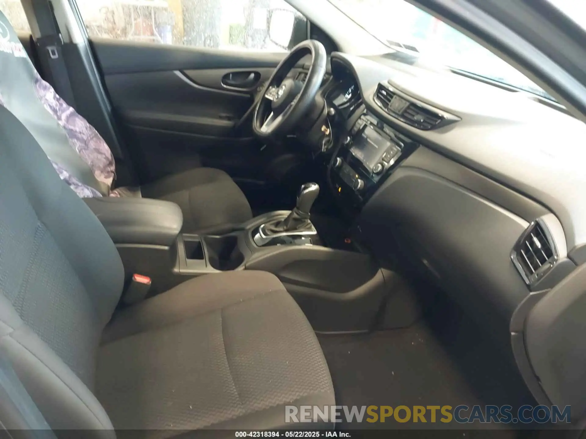5 Photograph of a damaged car JN1BJ1CR0KW622364 NISSAN ROGUE SPORT 2019