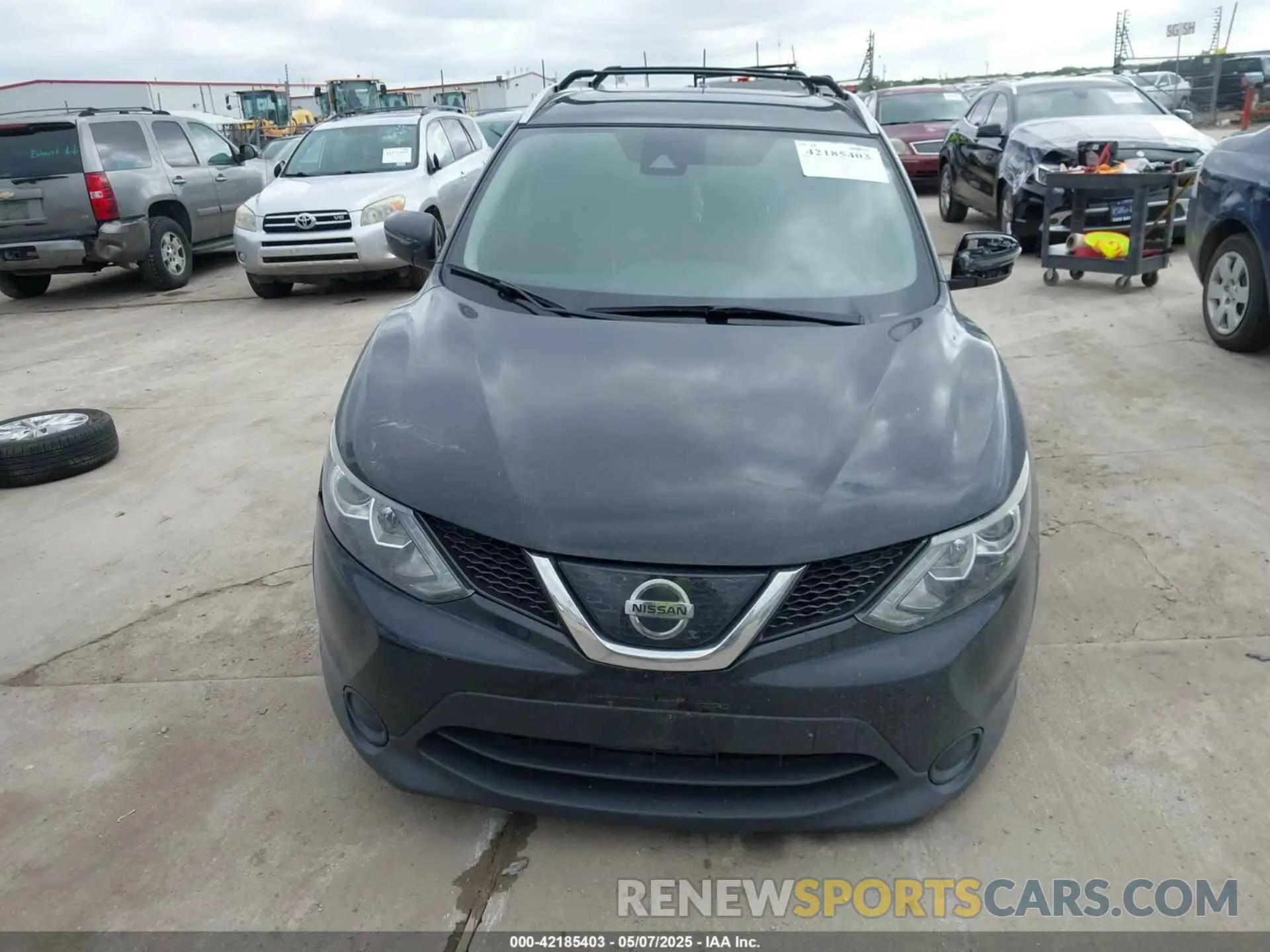12 Photograph of a damaged car JN1BJ1CR0KW627340 NISSAN ROGUE SPORT 2019