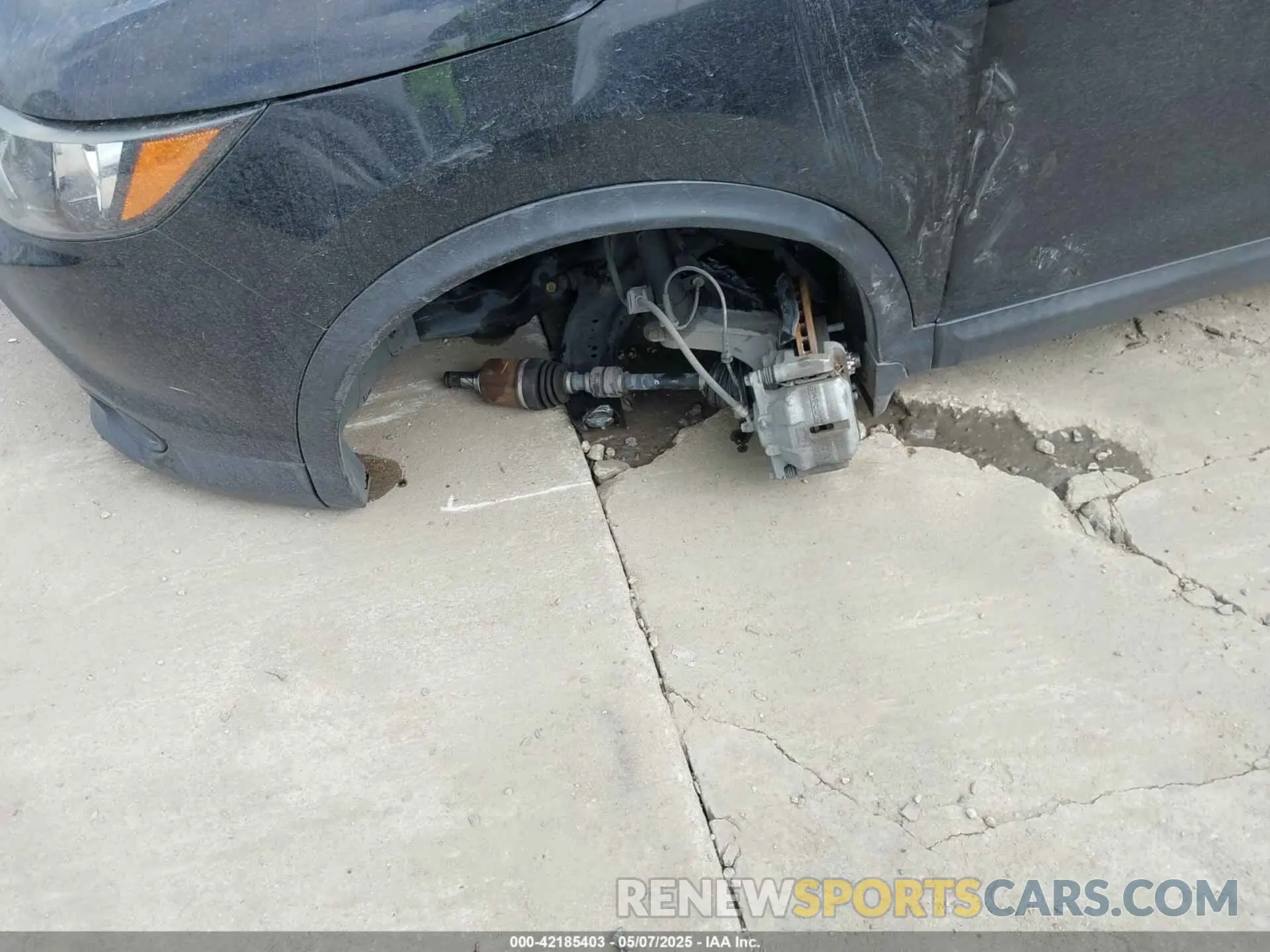 6 Photograph of a damaged car JN1BJ1CR0KW627340 NISSAN ROGUE SPORT 2019