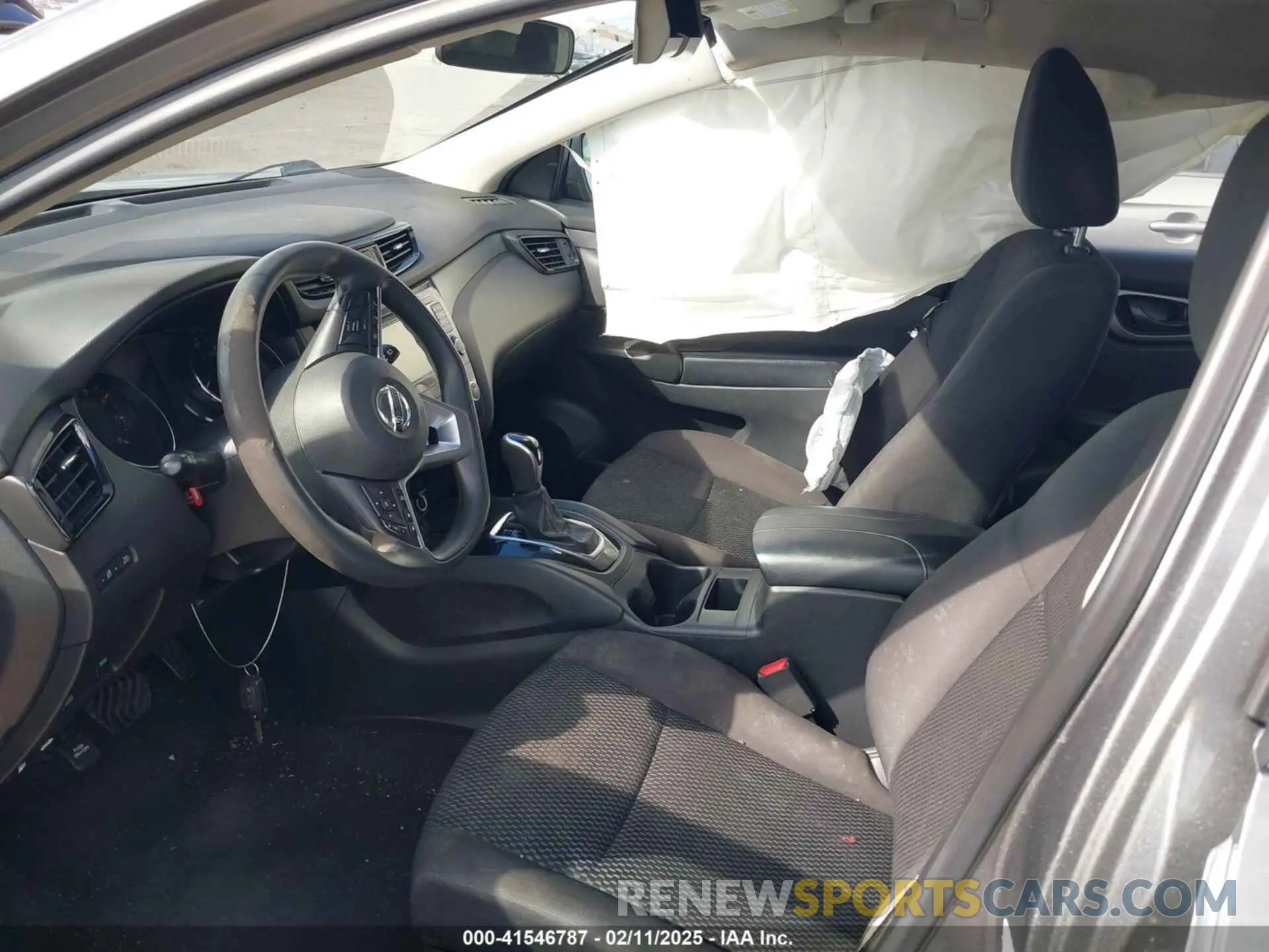 5 Photograph of a damaged car JN1BJ1CR1KW333834 NISSAN ROGUE SPORT 2019