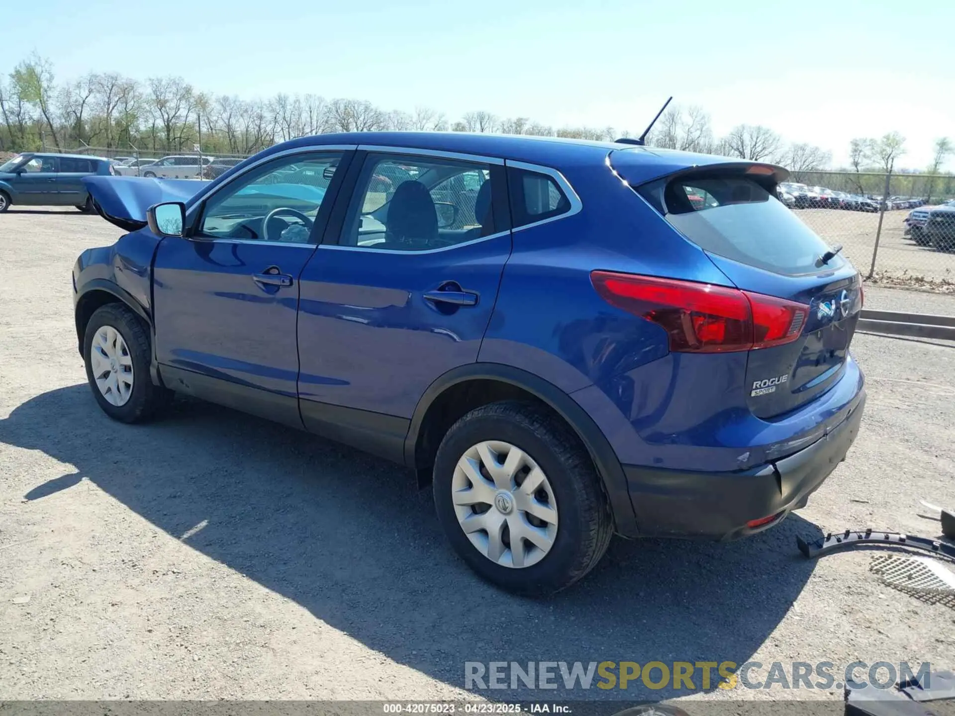 3 Photograph of a damaged car JN1BJ1CR1KW337141 NISSAN ROGUE SPORT 2019