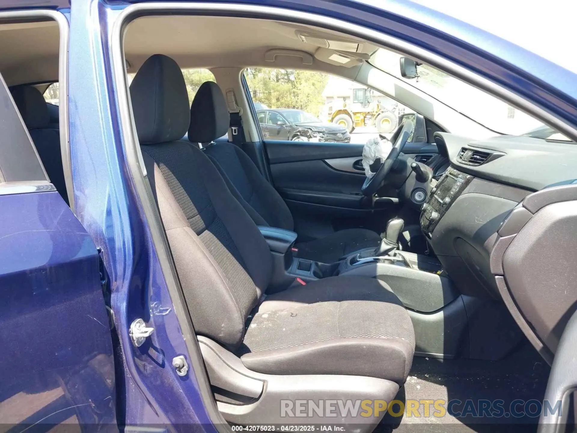 5 Photograph of a damaged car JN1BJ1CR1KW337141 NISSAN ROGUE SPORT 2019