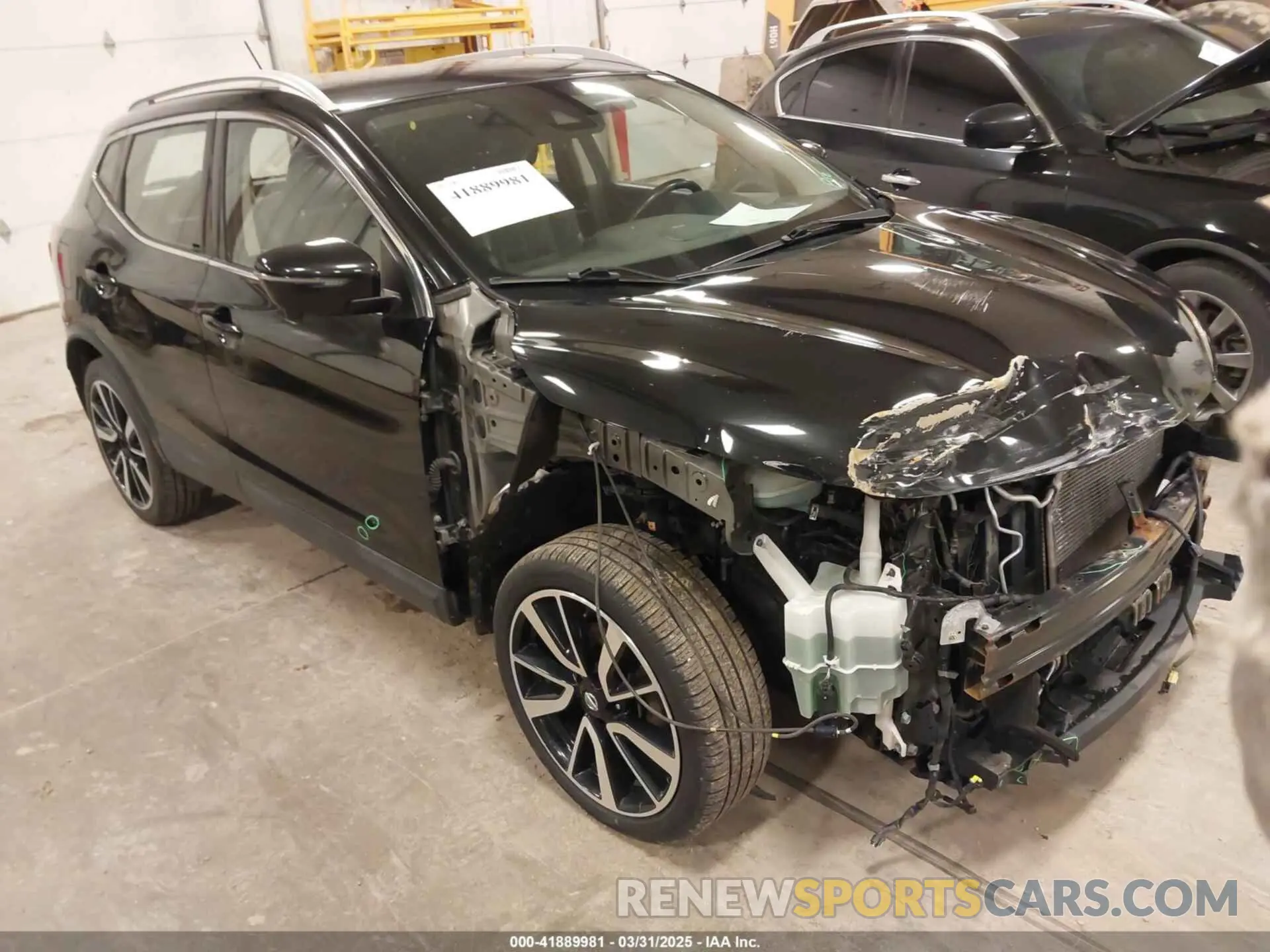 1 Photograph of a damaged car JN1BJ1CR1KW623250 NISSAN ROGUE SPORT 2019