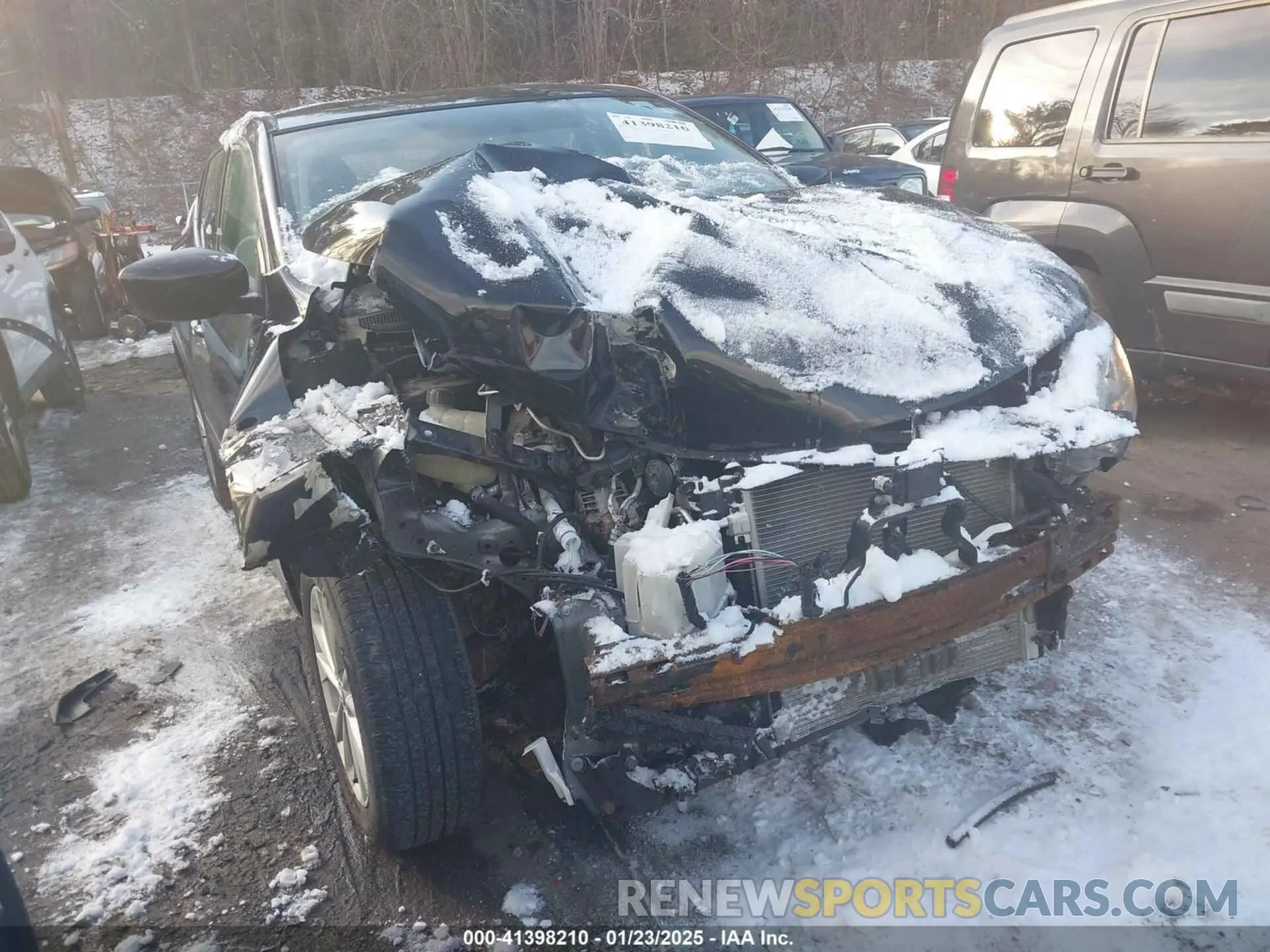 1 Photograph of a damaged car JN1BJ1CR2KW323751 NISSAN ROGUE SPORT 2019