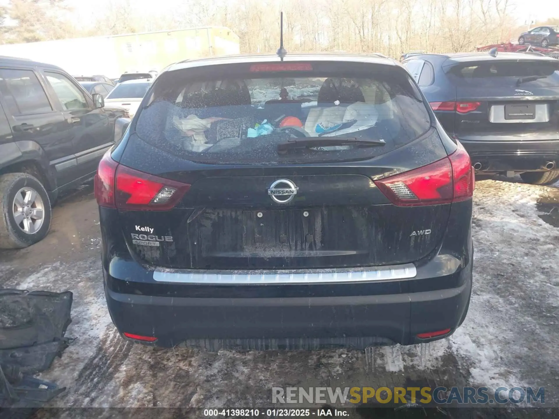 16 Photograph of a damaged car JN1BJ1CR2KW323751 NISSAN ROGUE SPORT 2019