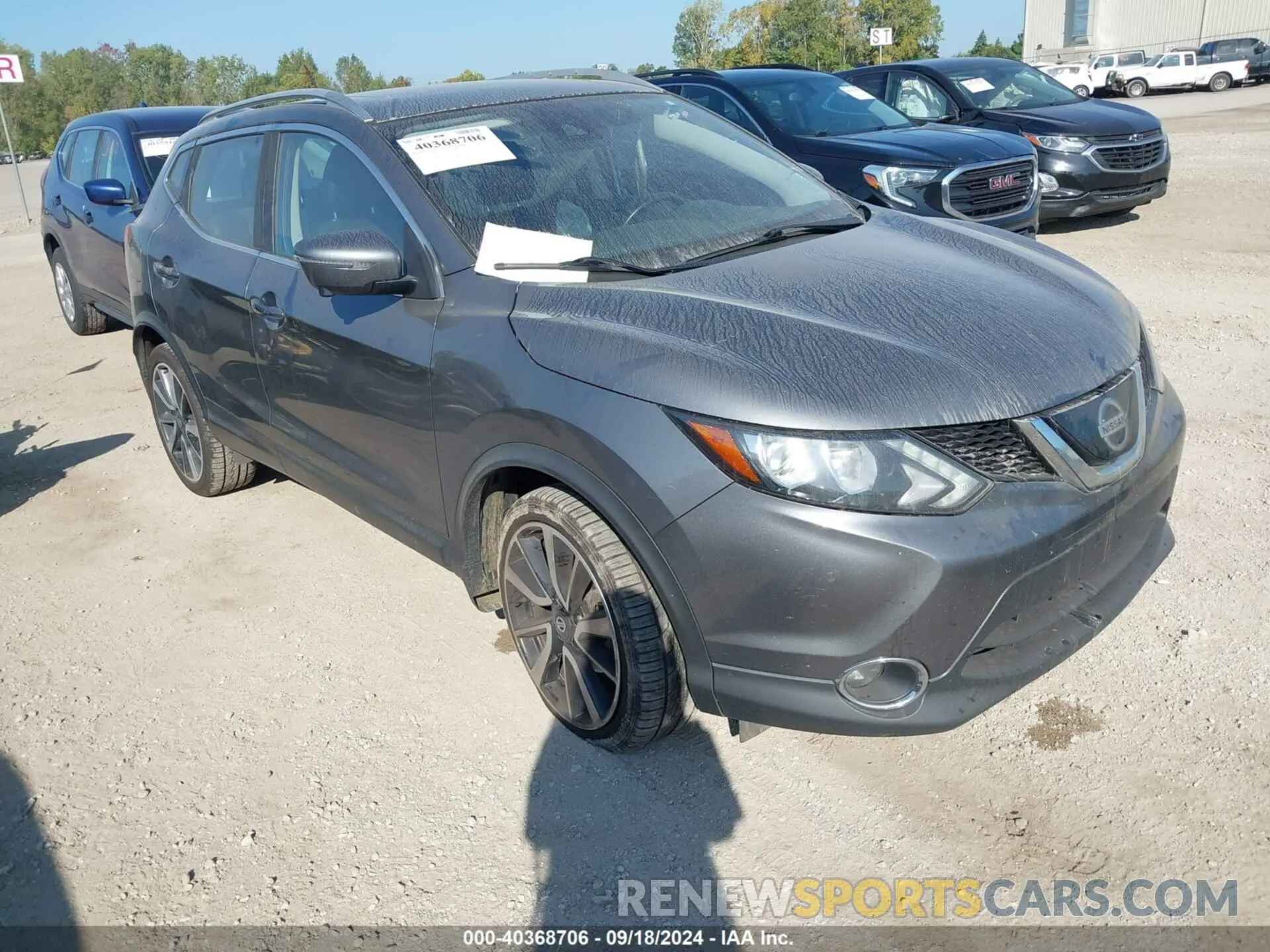 1 Photograph of a damaged car JN1BJ1CR3KW329350 NISSAN ROGUE SPORT 2019