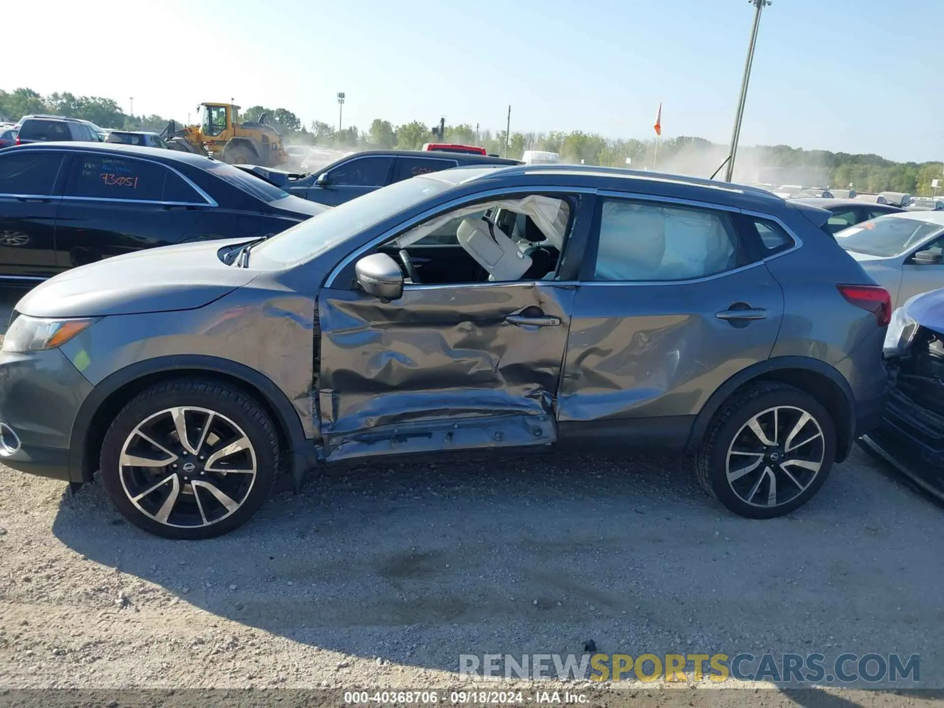 6 Photograph of a damaged car JN1BJ1CR3KW329350 NISSAN ROGUE SPORT 2019