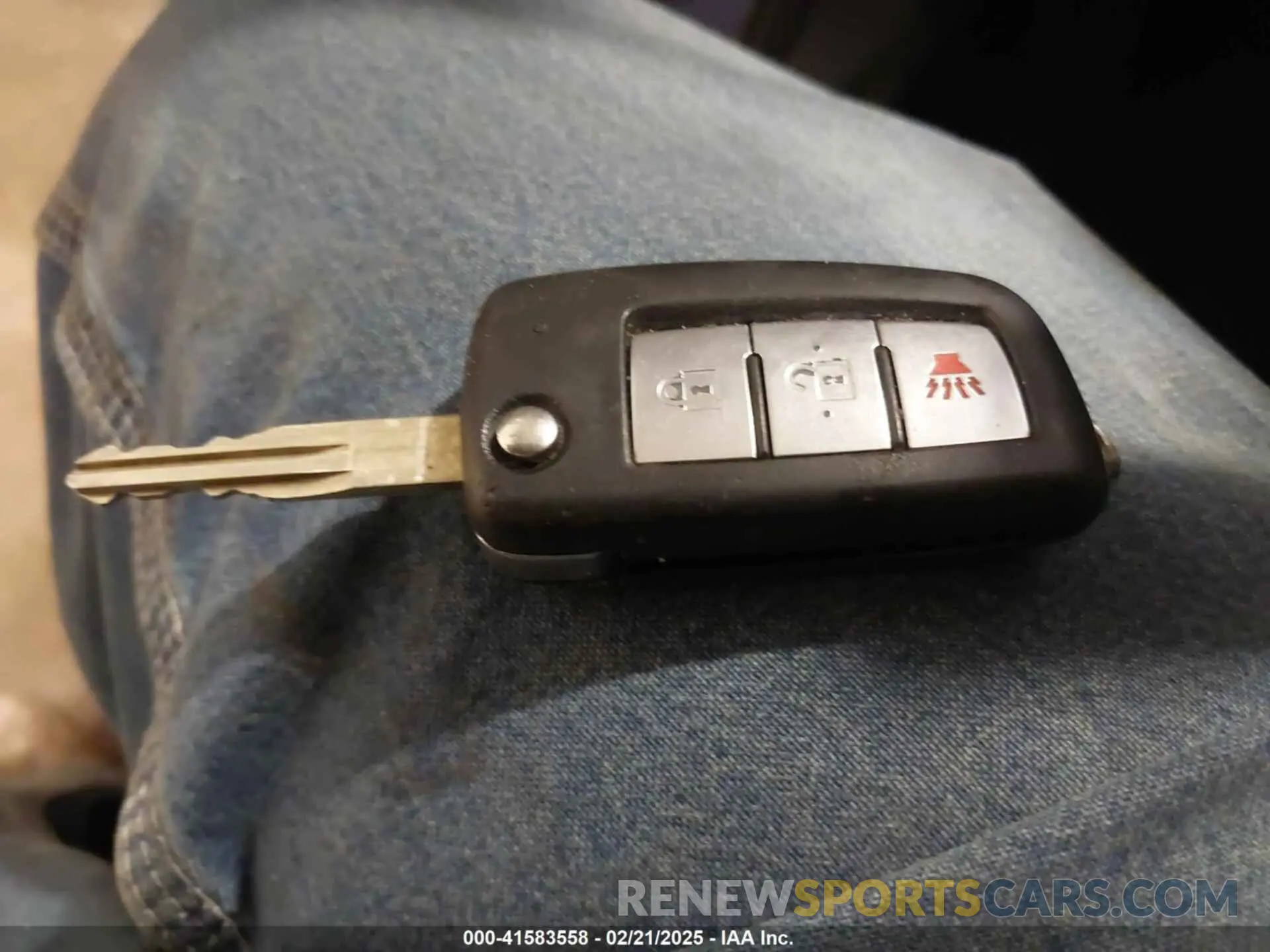 11 Photograph of a damaged car JN1BJ1CR3KW340350 NISSAN ROGUE SPORT 2019