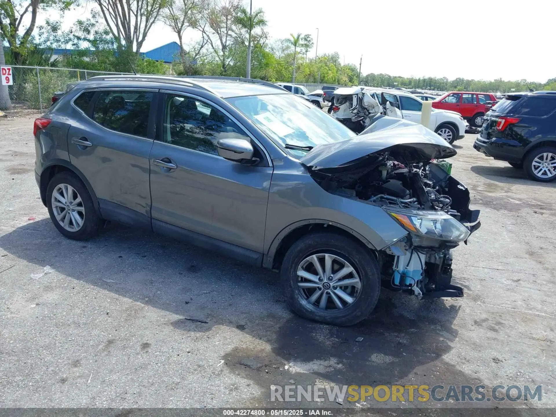 1 Photograph of a damaged car JN1BJ1CR3KW623332 NISSAN ROGUE SPORT 2019
