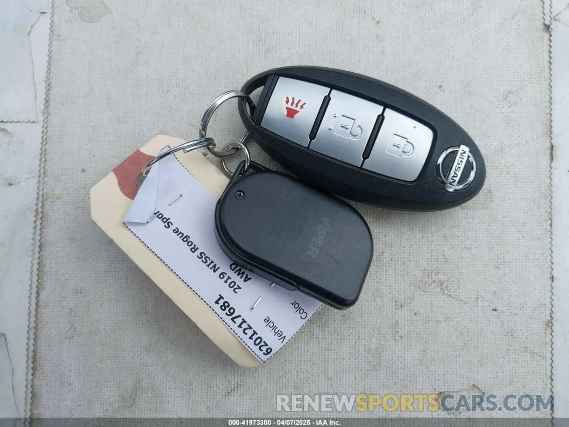 11 Photograph of a damaged car JN1BJ1CR4KW318132 NISSAN ROGUE SPORT 2019