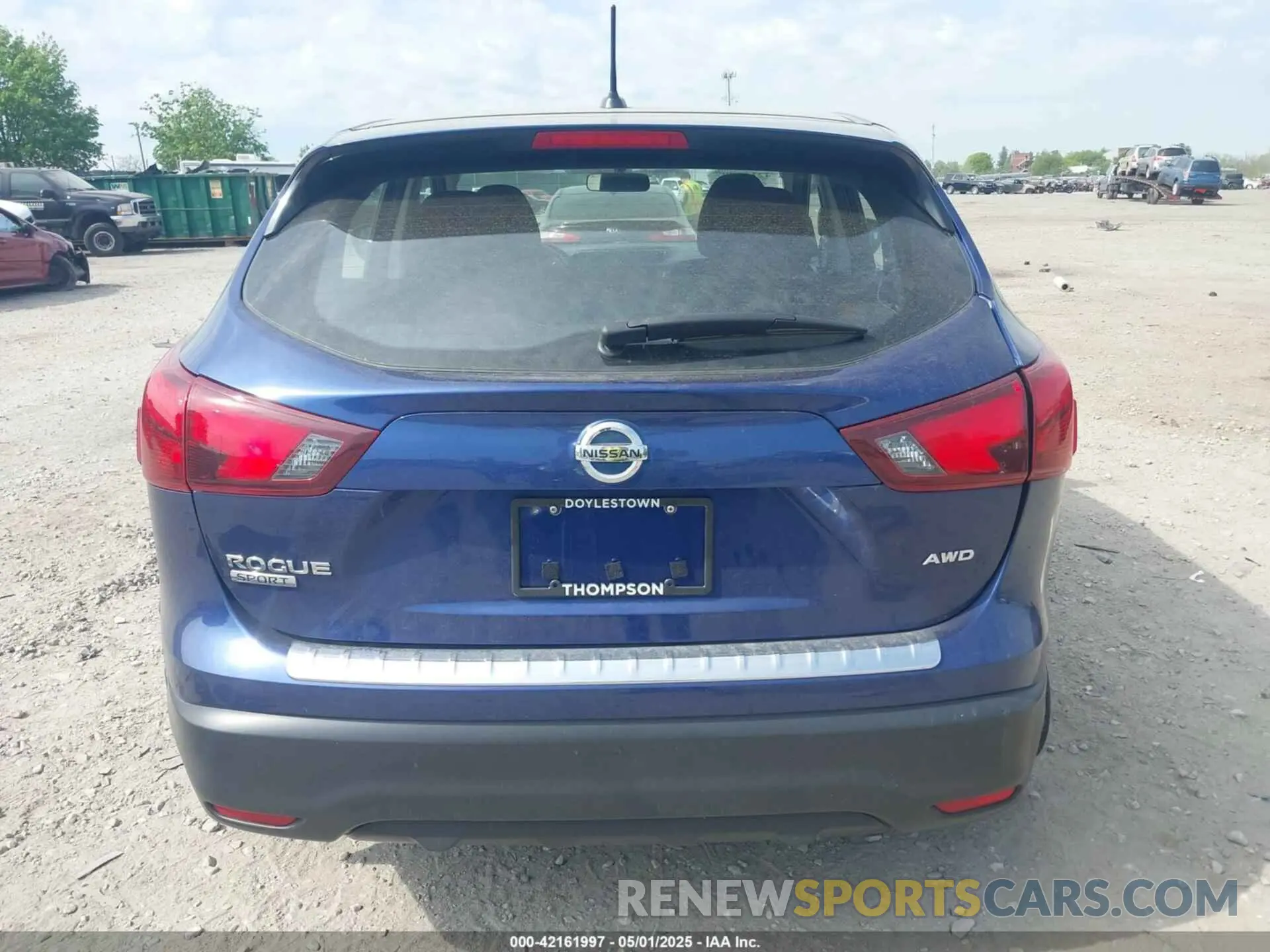 15 Photograph of a damaged car JN1BJ1CR4KW321693 NISSAN ROGUE SPORT 2019