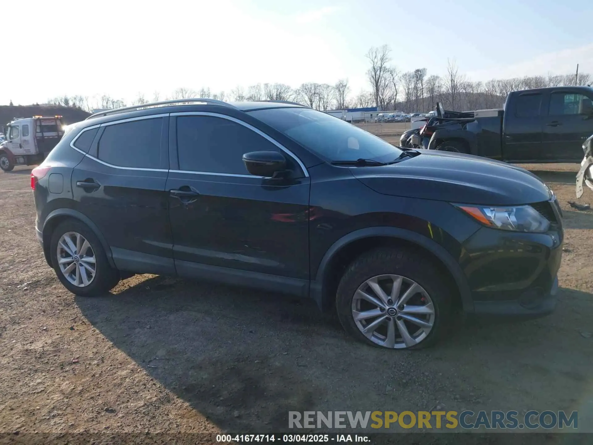 14 Photograph of a damaged car JN1BJ1CR4KW626837 NISSAN ROGUE SPORT 2019