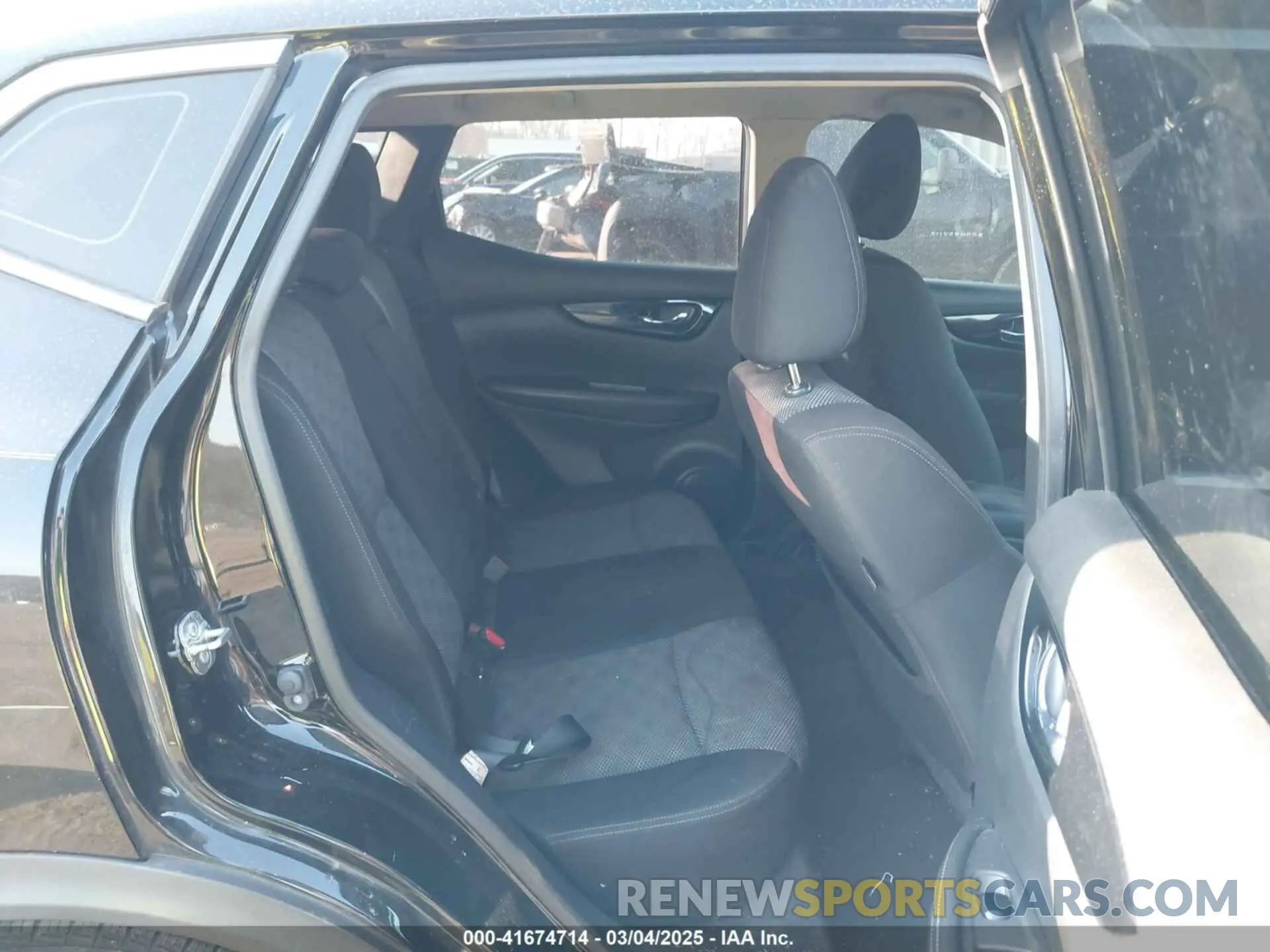 8 Photograph of a damaged car JN1BJ1CR4KW626837 NISSAN ROGUE SPORT 2019