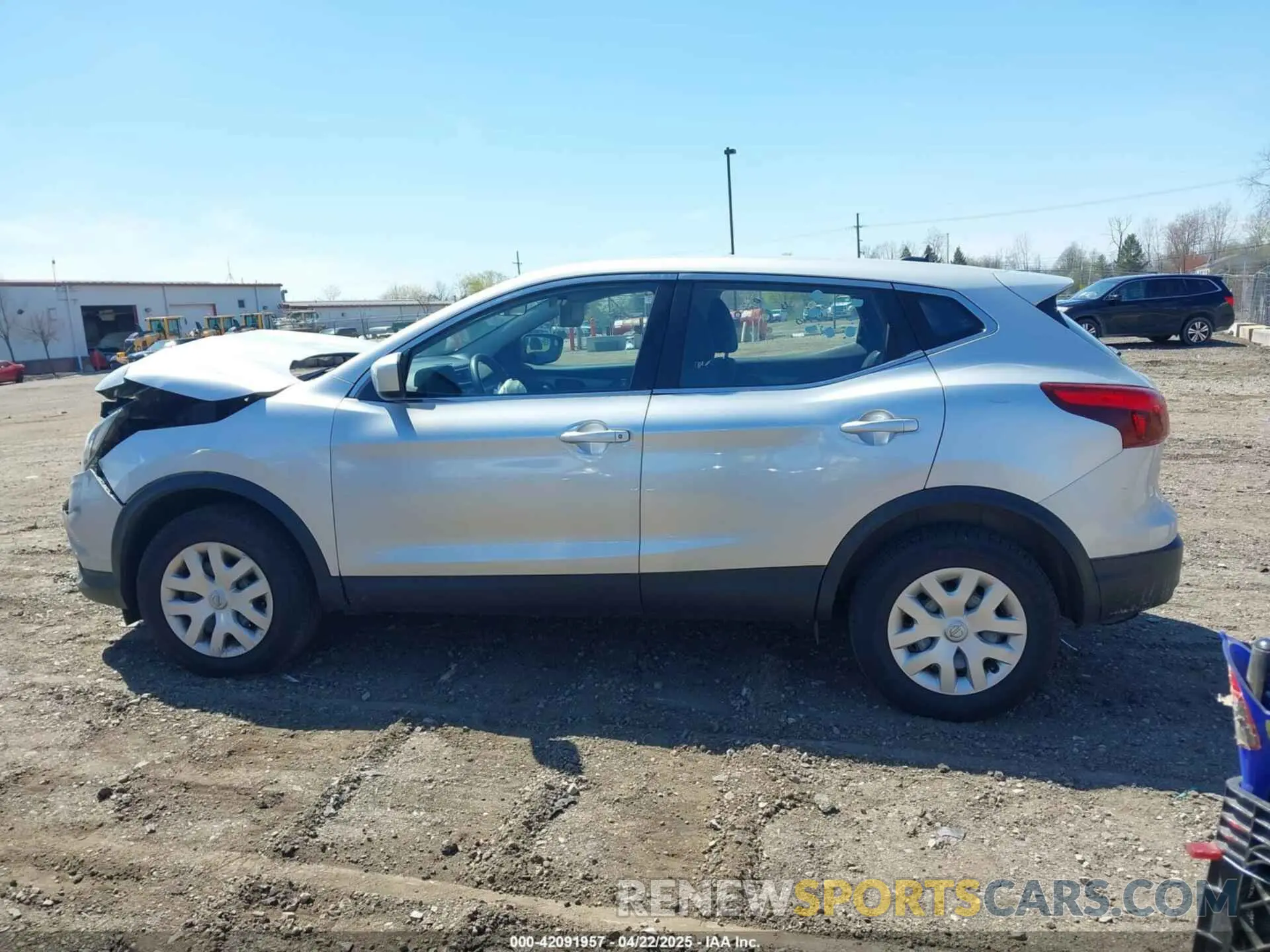15 Photograph of a damaged car JN1BJ1CR5KW326515 NISSAN ROGUE SPORT 2019
